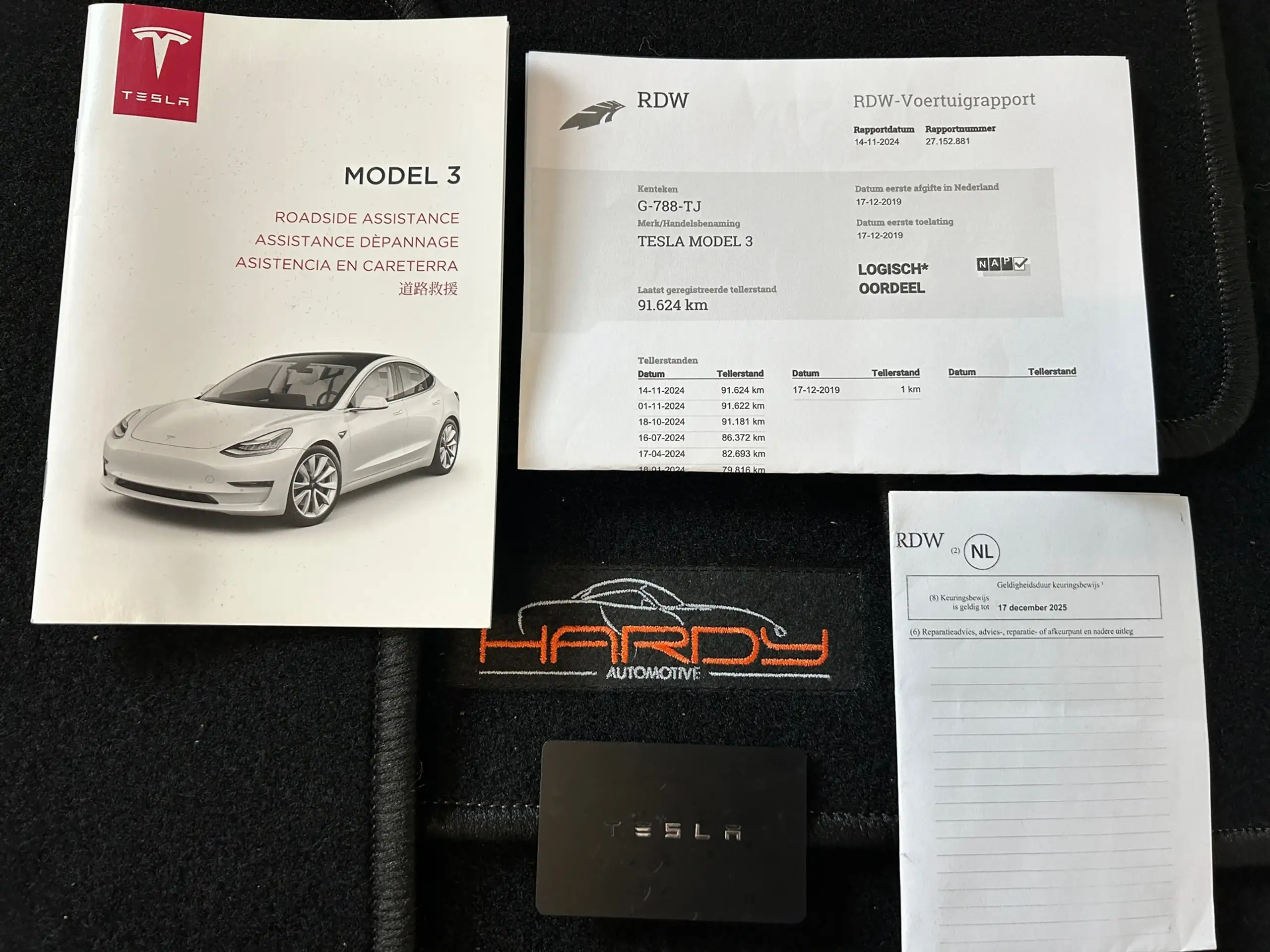 Tesla - Model 3