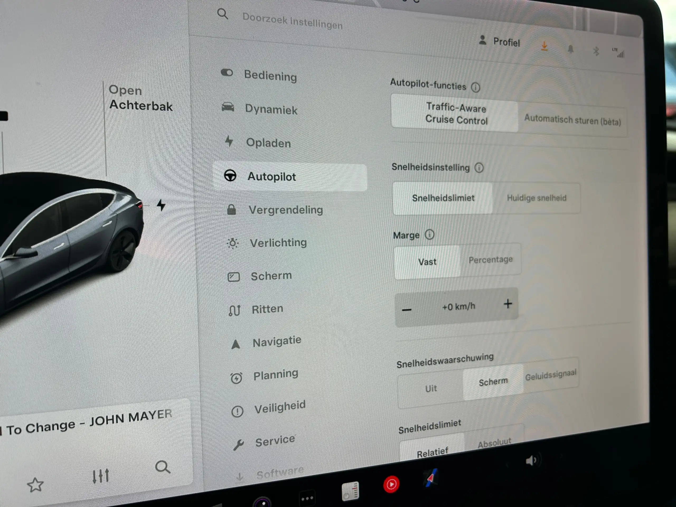 Tesla - Model 3