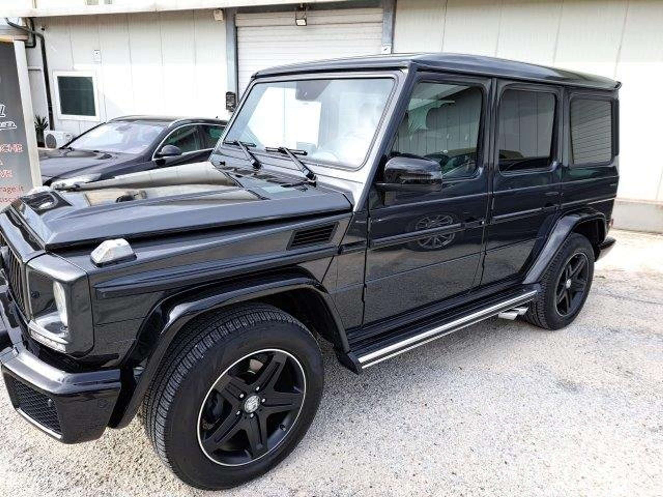 Mercedes-Benz - G 350