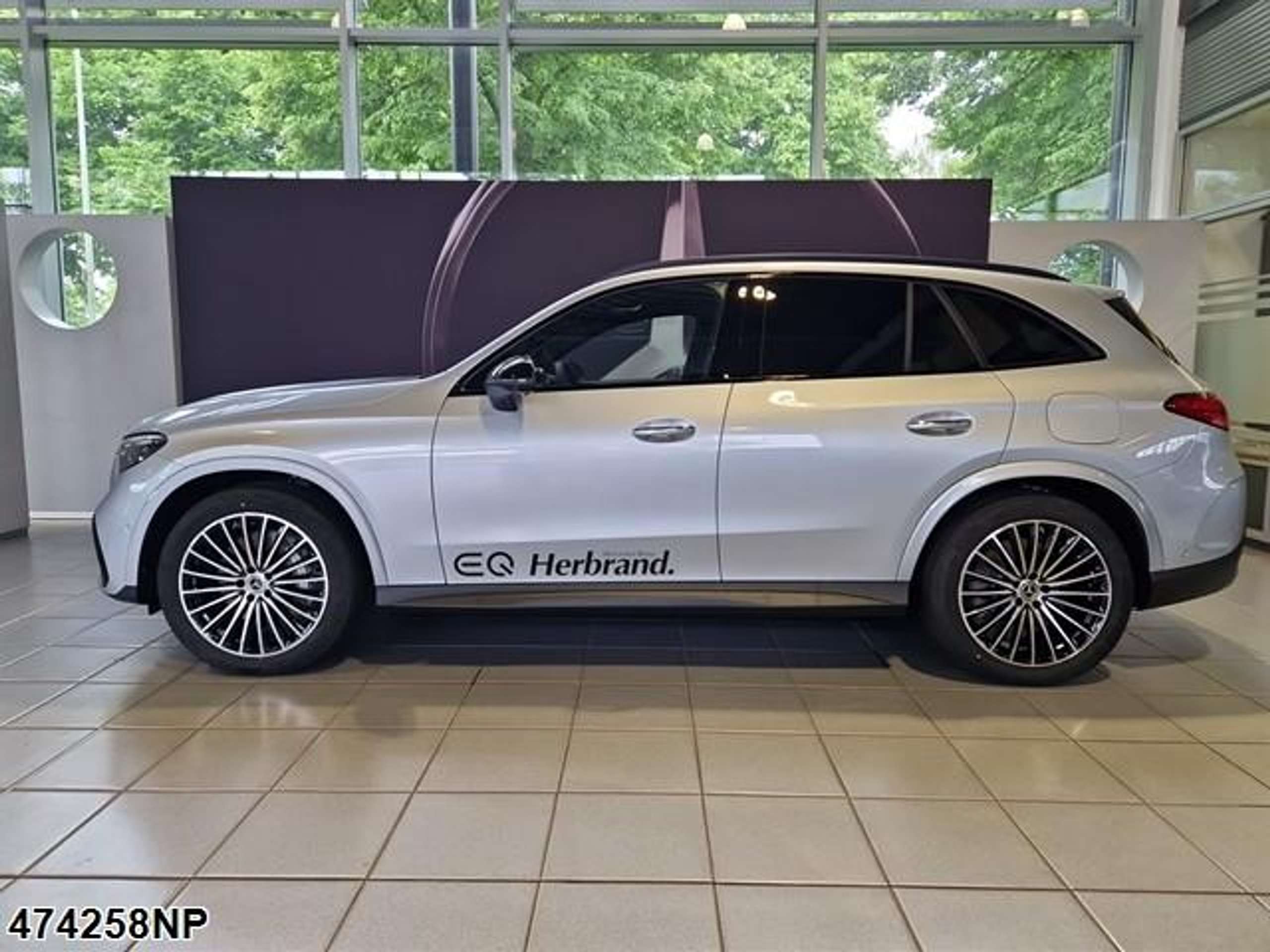 Mercedes-Benz - GLC 400