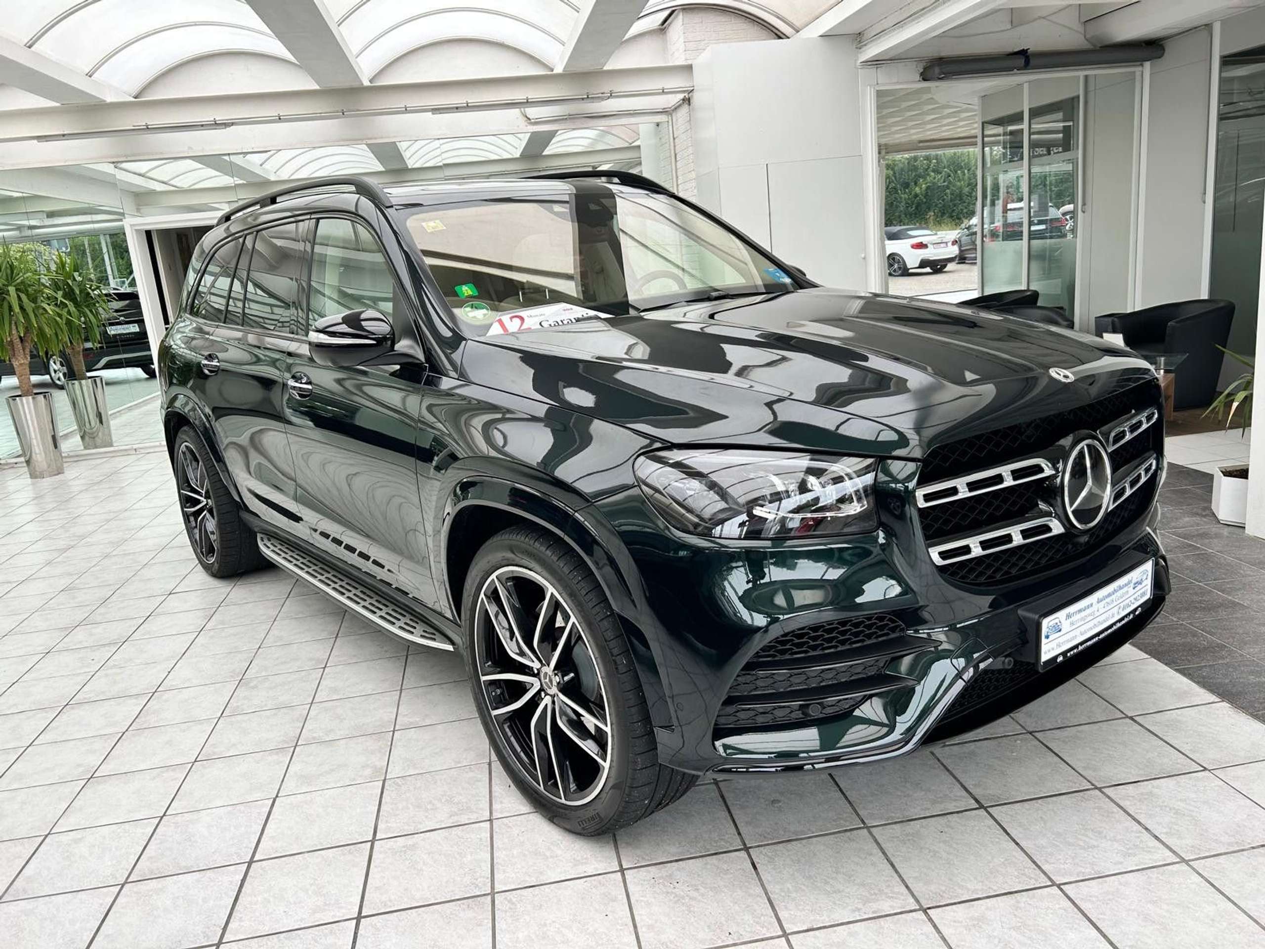 Mercedes-Benz - GLS 580