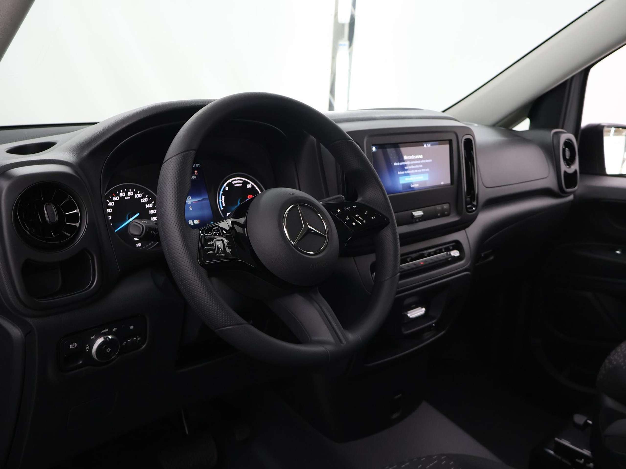 Mercedes-Benz - Vito