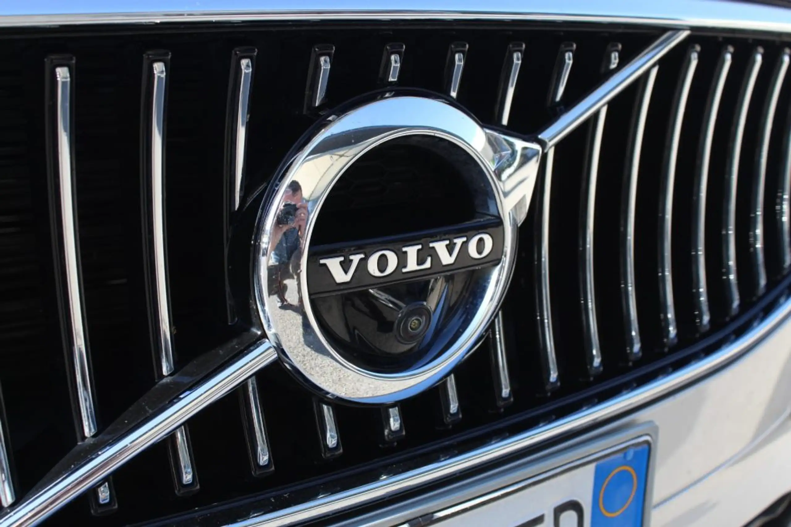 Volvo - V90