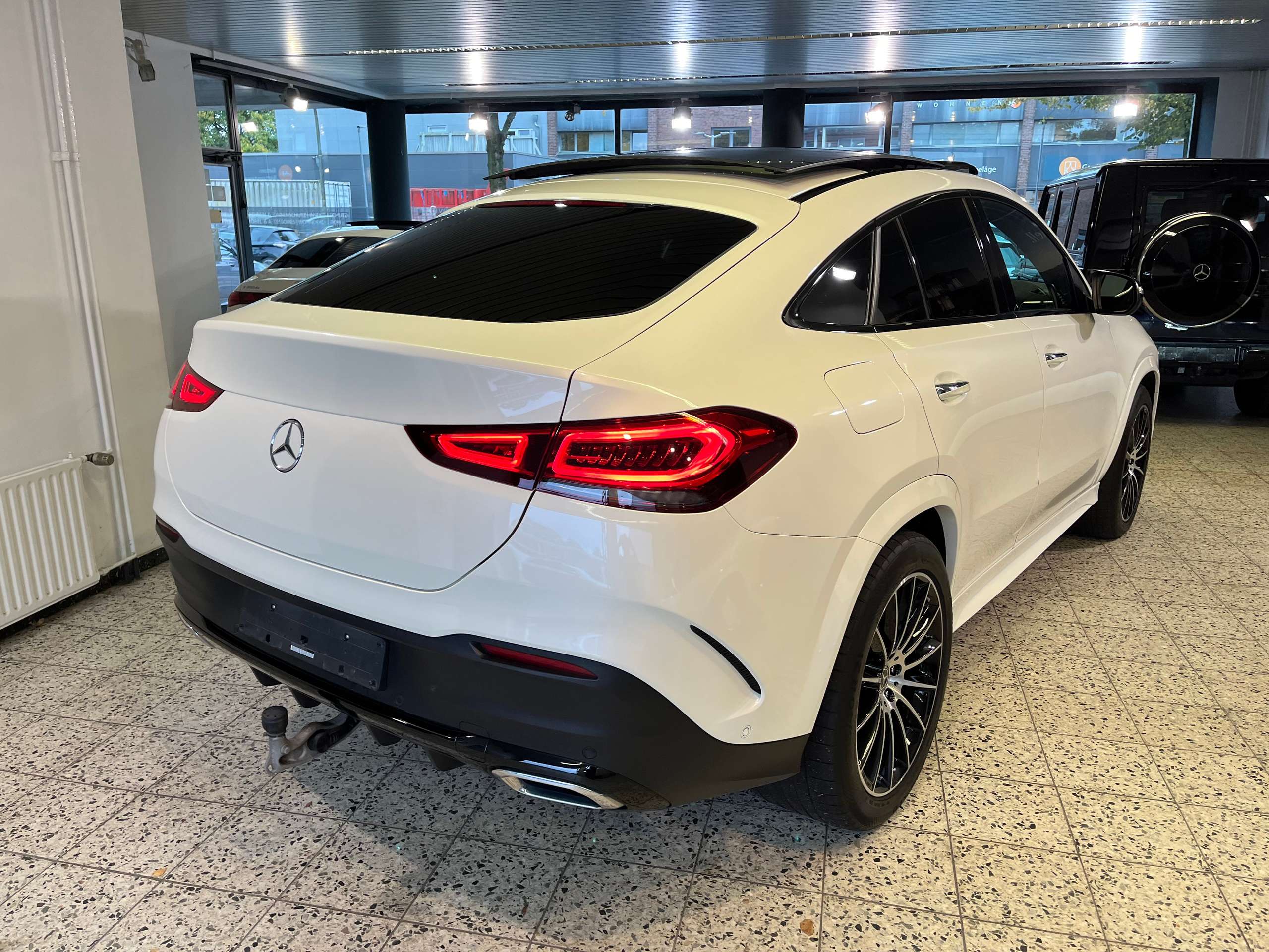 Mercedes-Benz - GLE 400