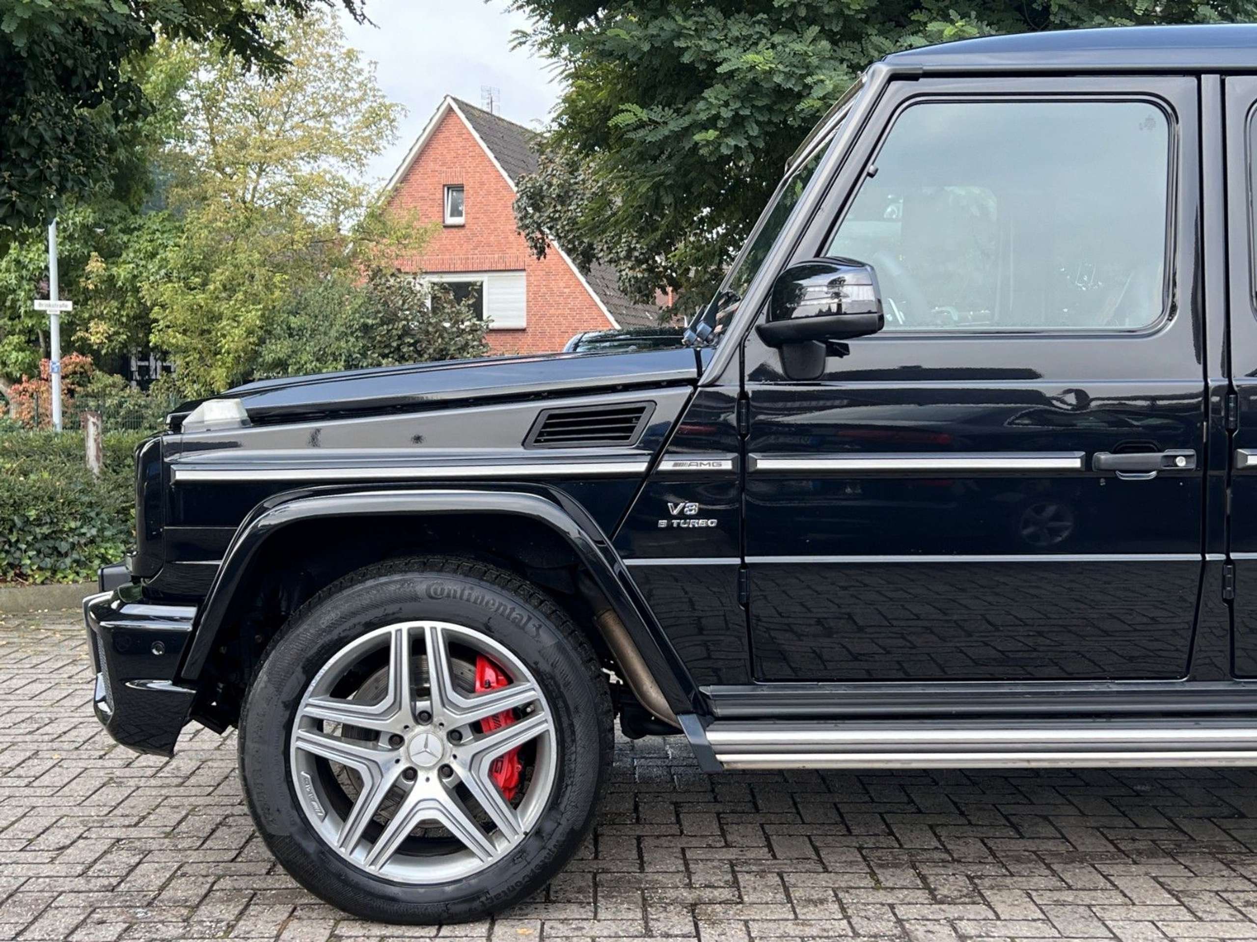 Mercedes-Benz - G 63 AMG