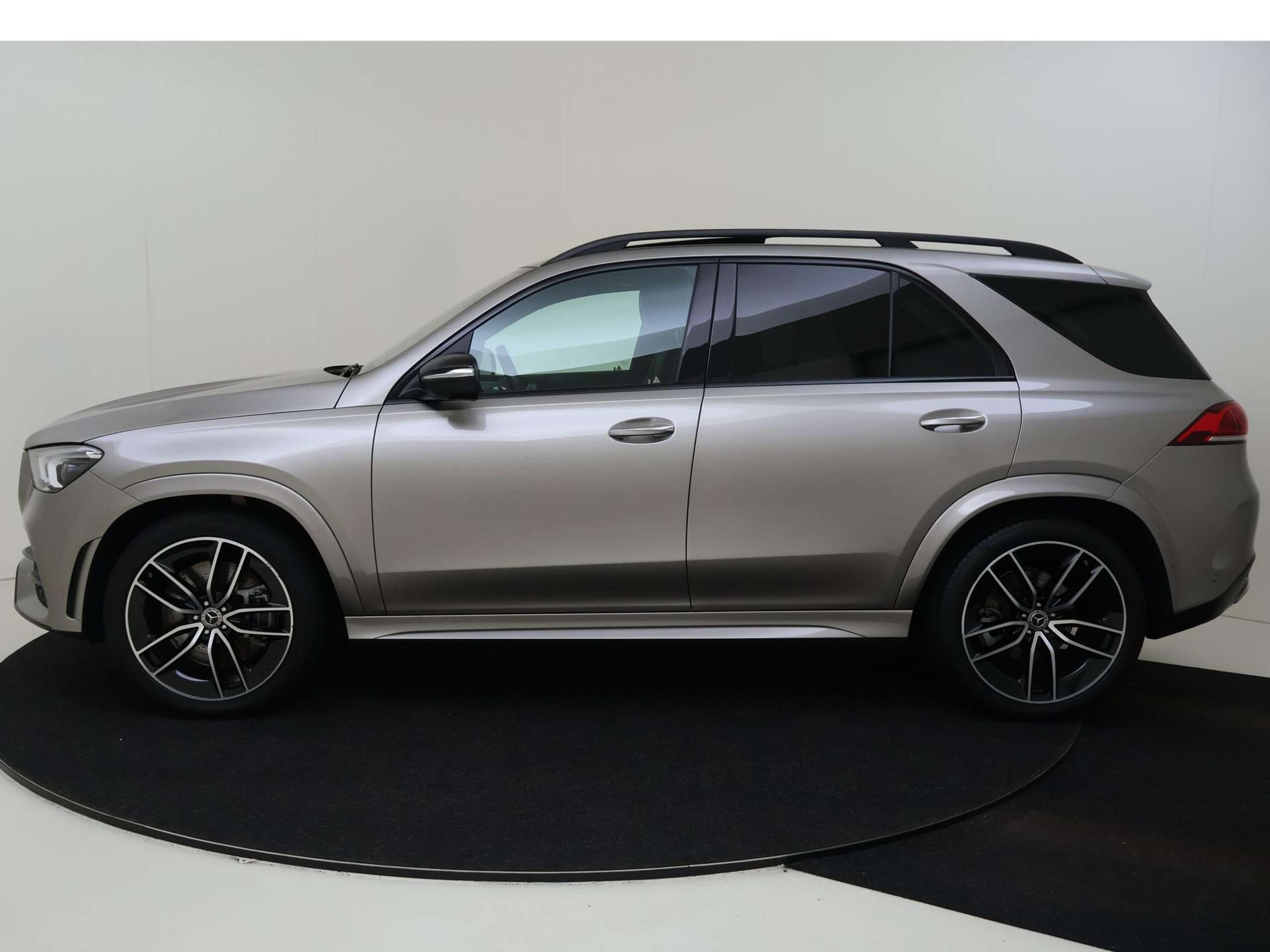 Mercedes-Benz - GLE 450