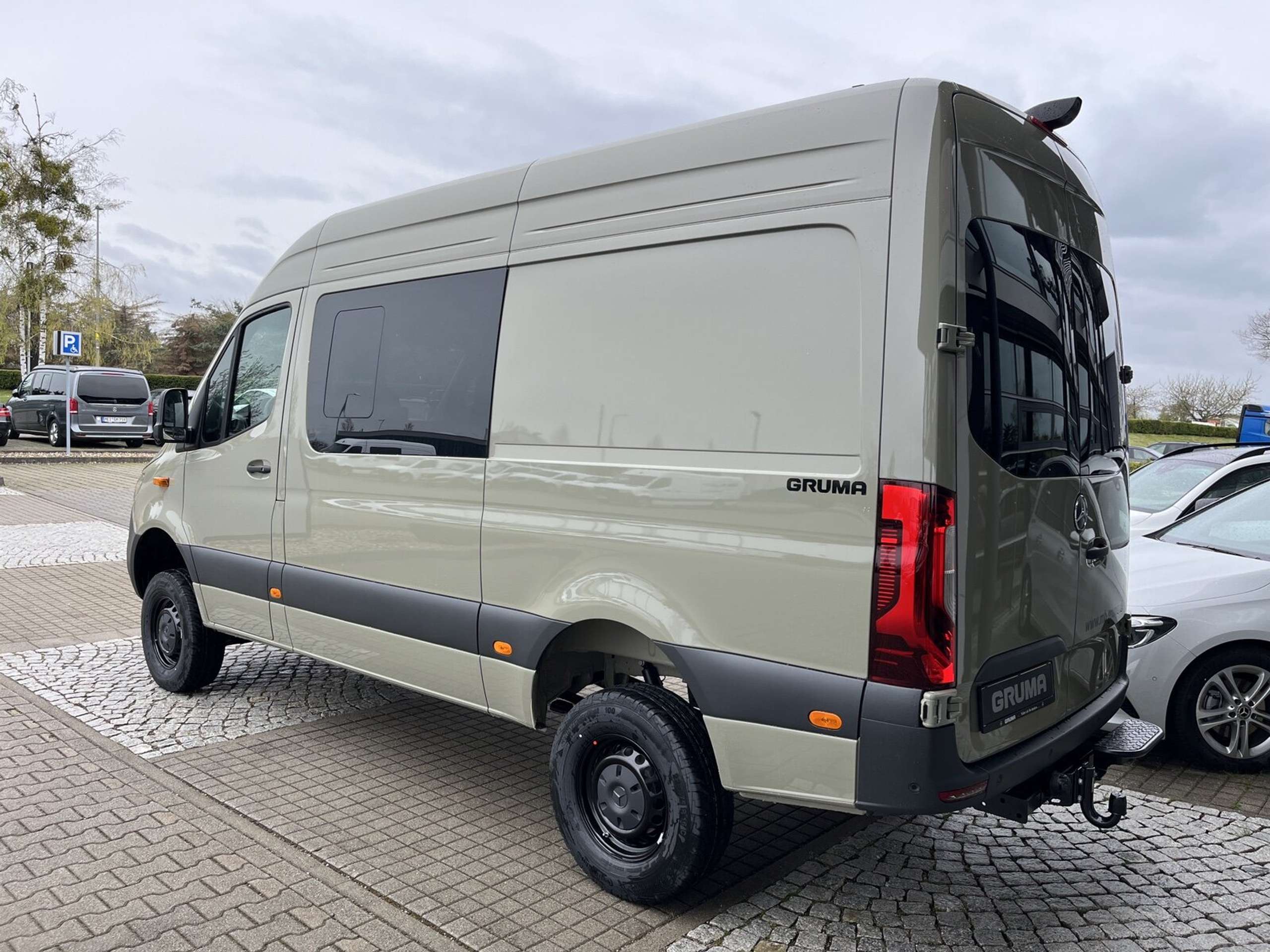 Mercedes-Benz - Sprinter