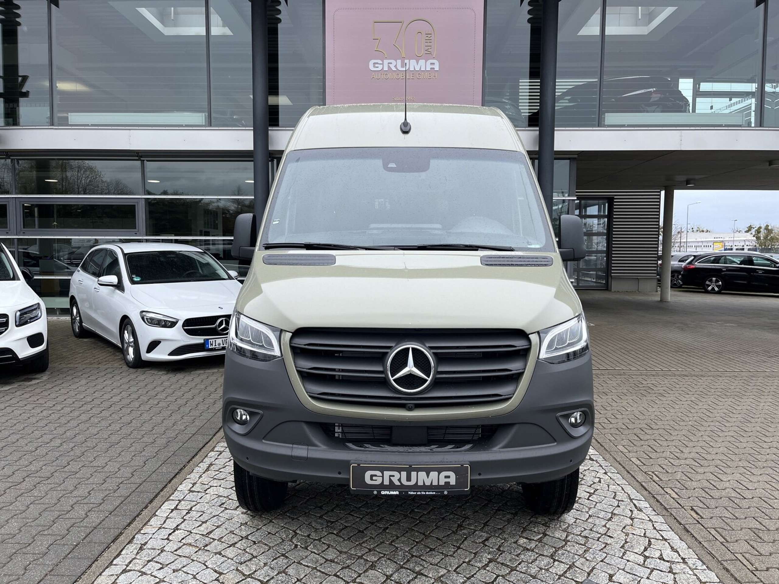 Mercedes-Benz - Sprinter