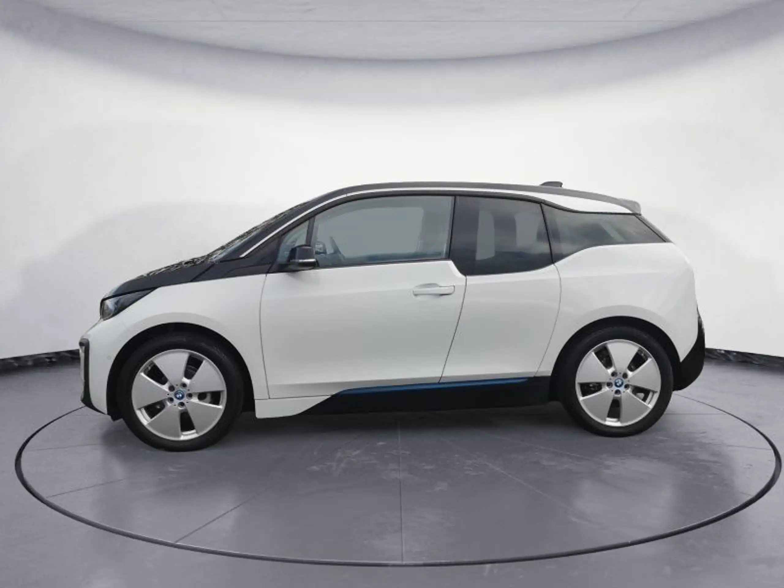 BMW - i3