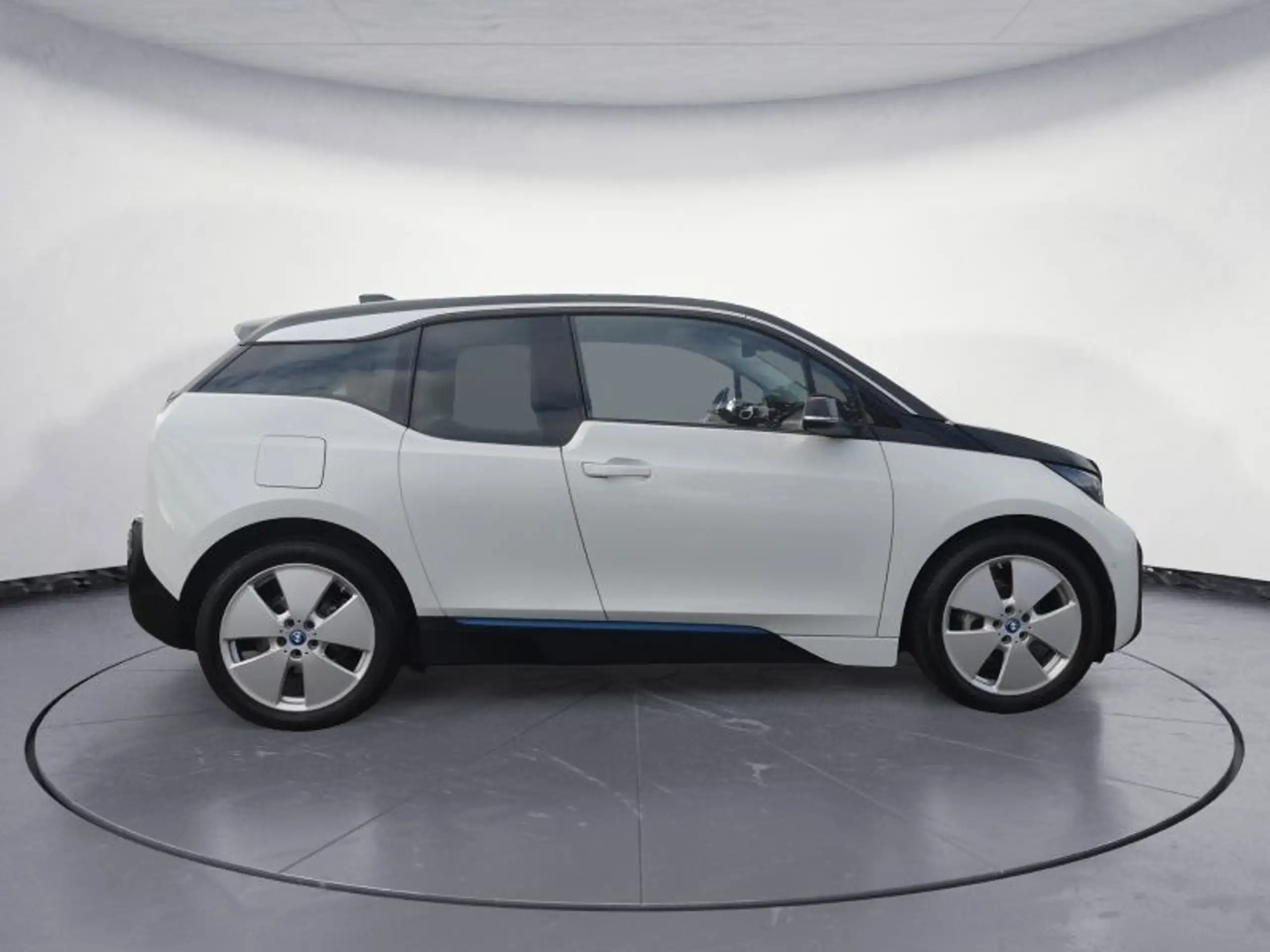 BMW - i3