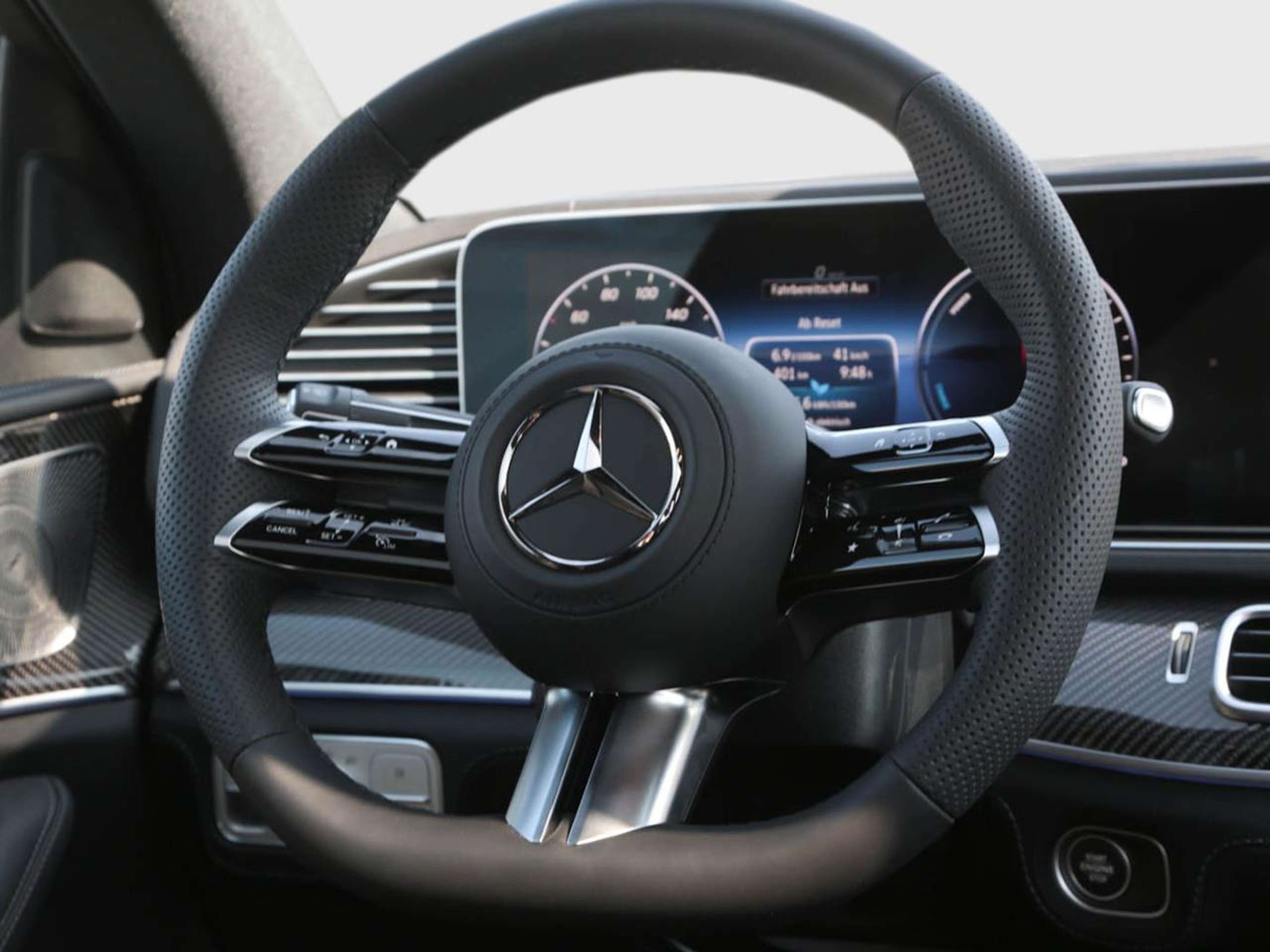 Mercedes-Benz - GLE 350