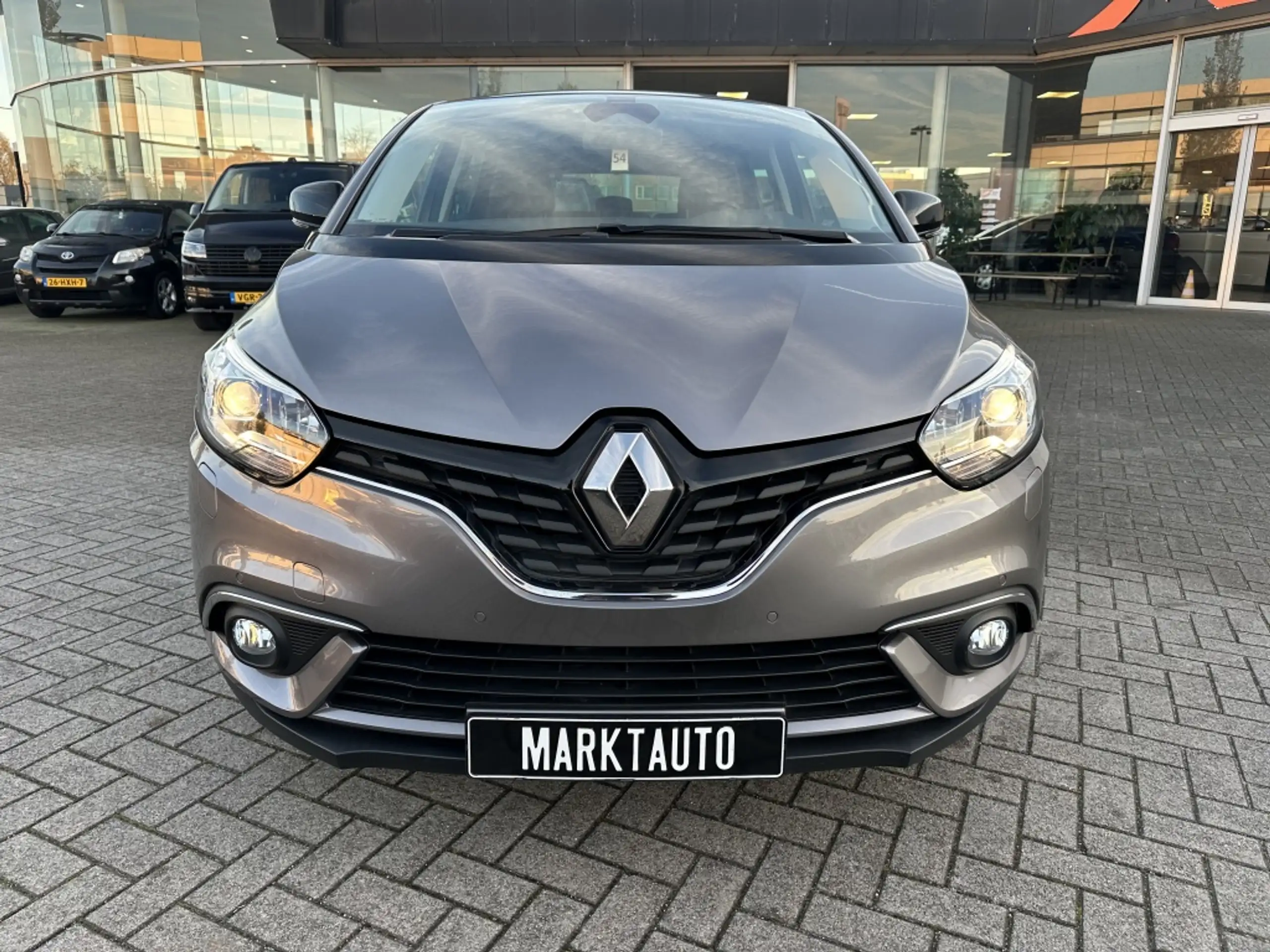 Renault - Scenic