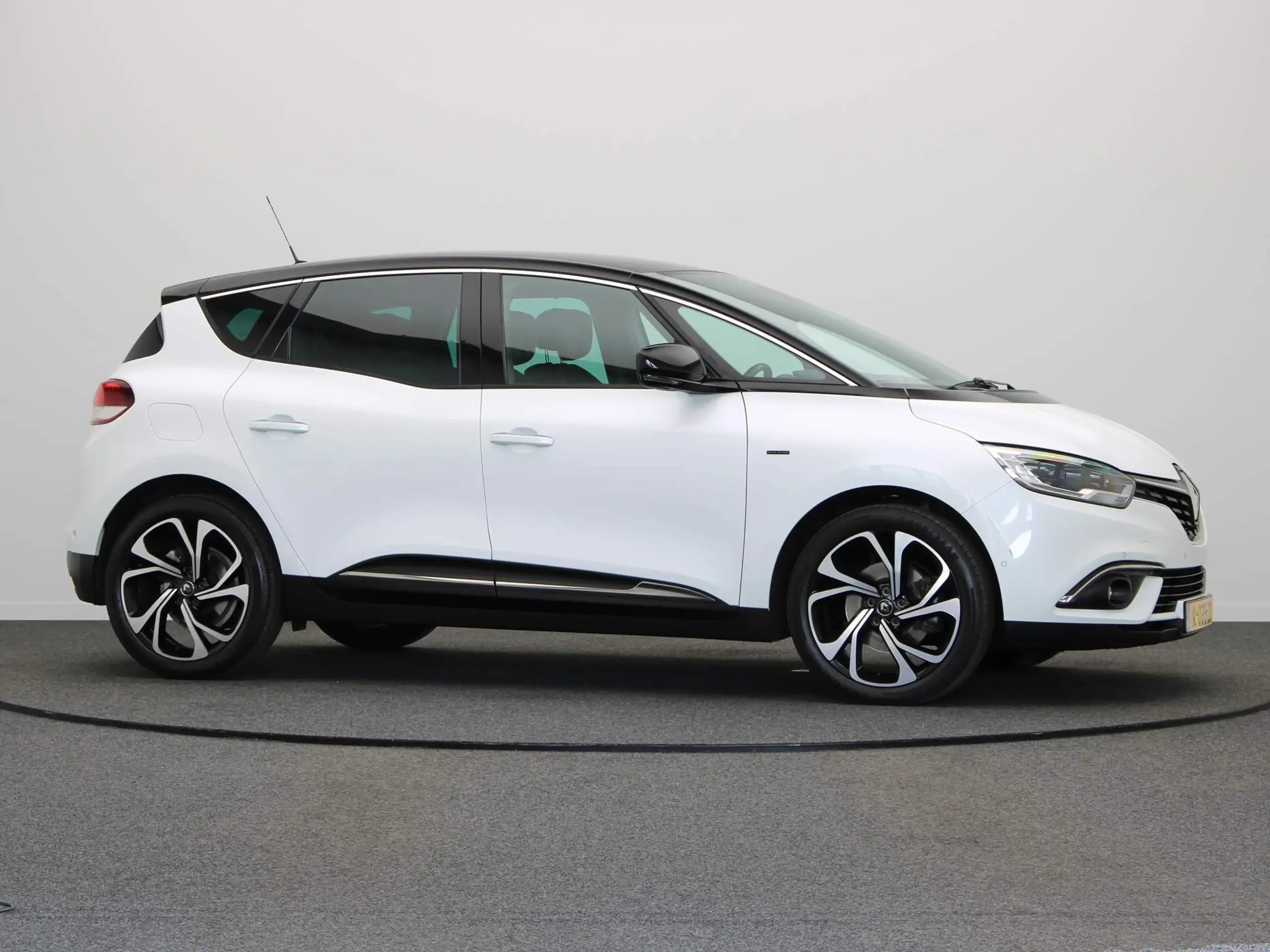 Renault - Scenic