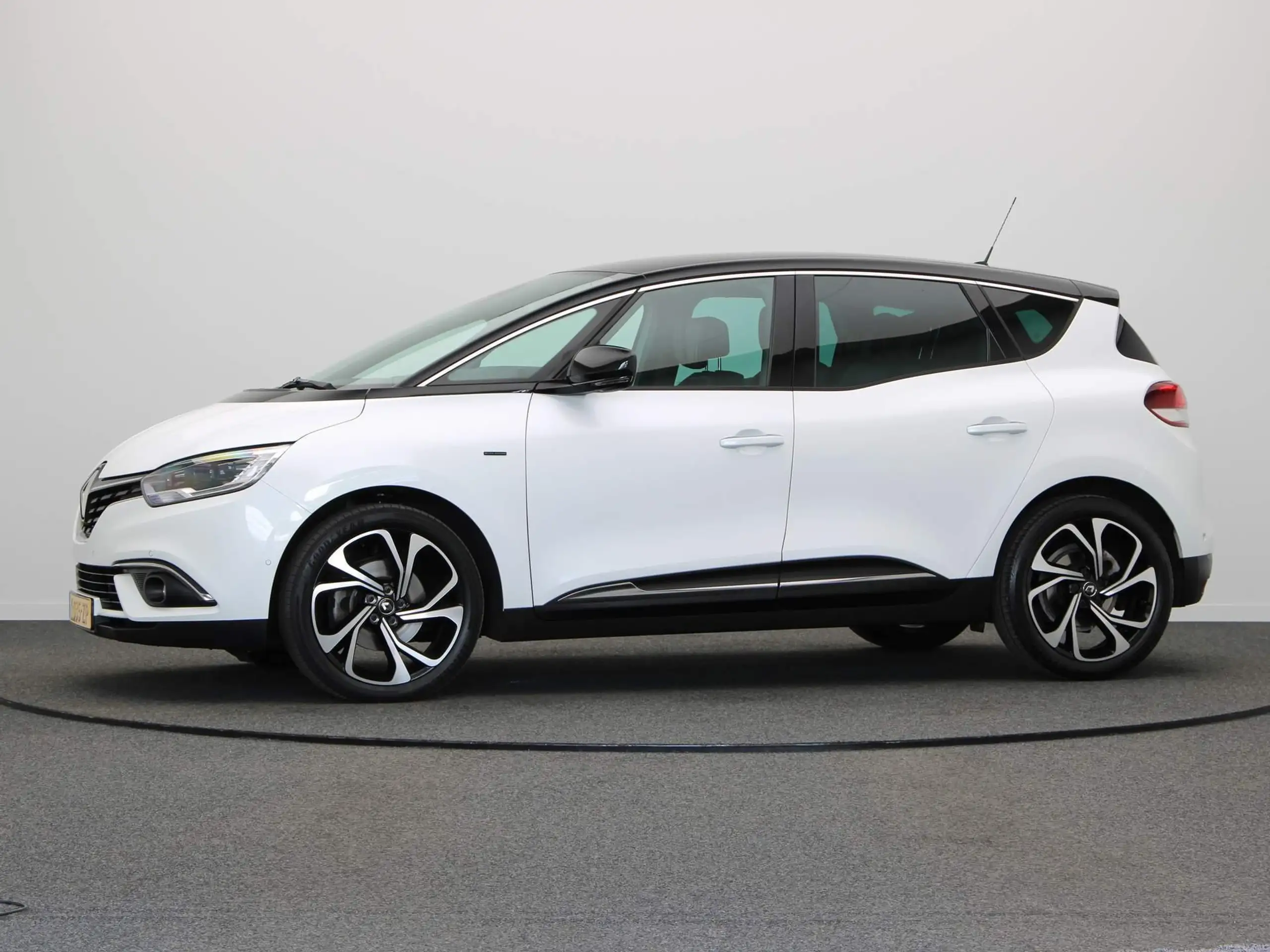 Renault - Scenic