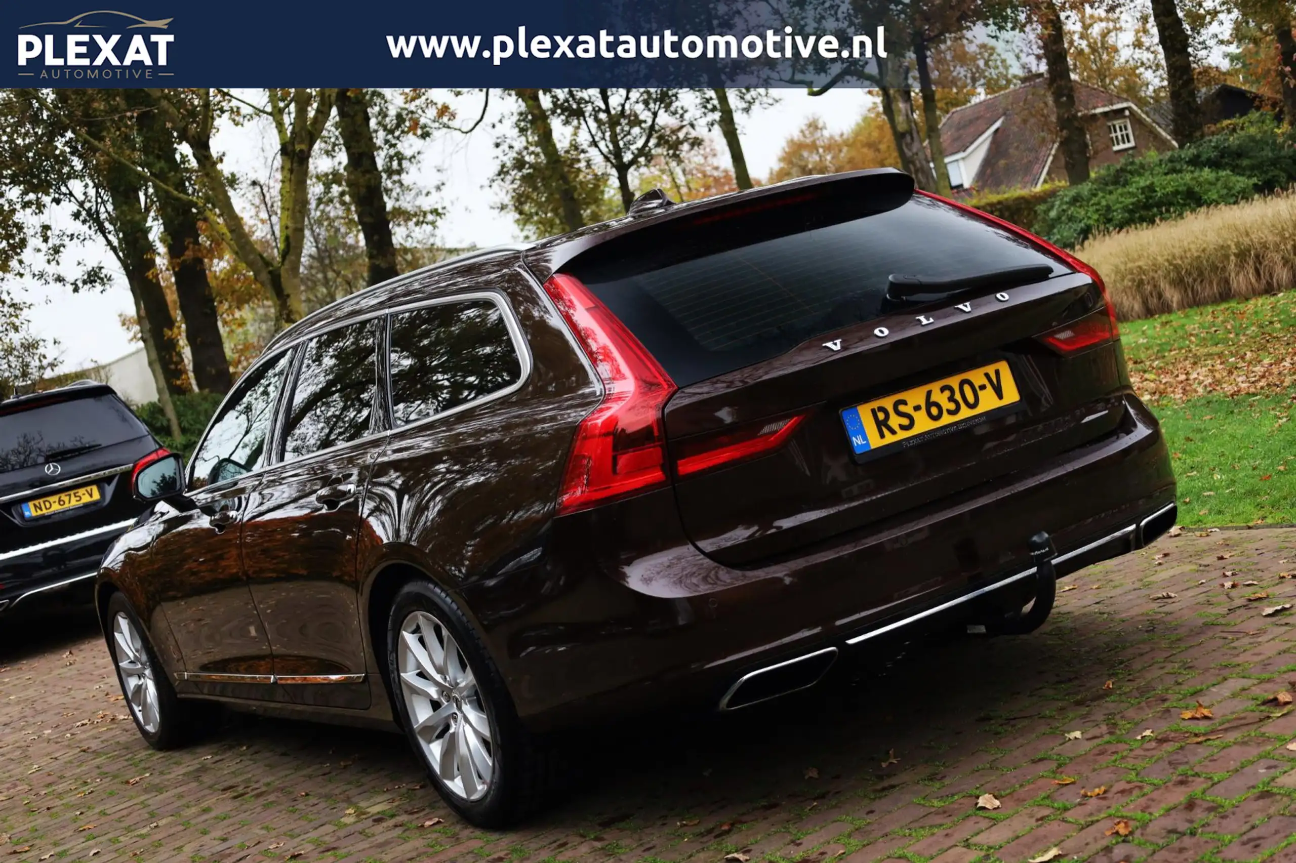 Volvo - V90