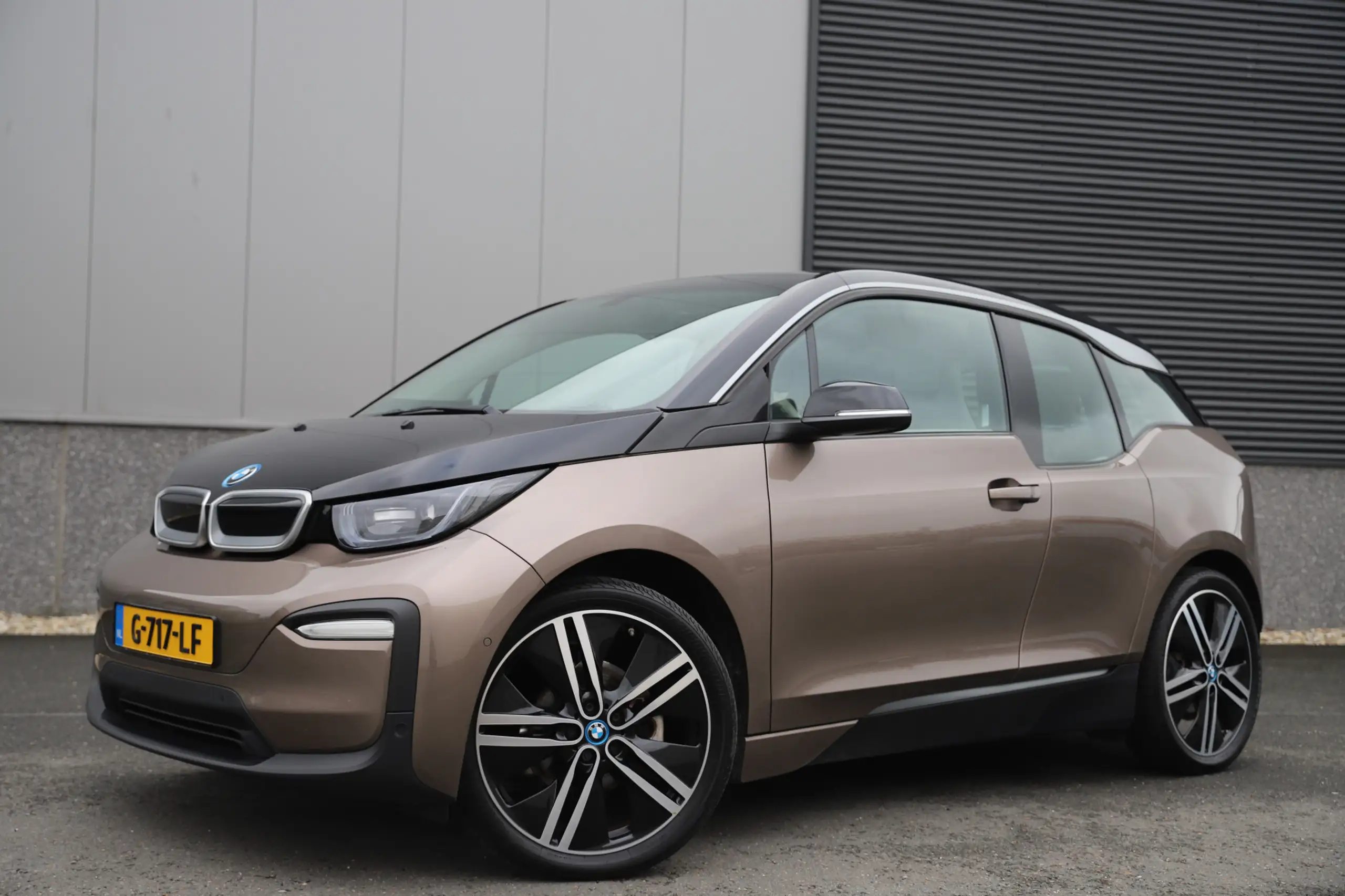 BMW - i3