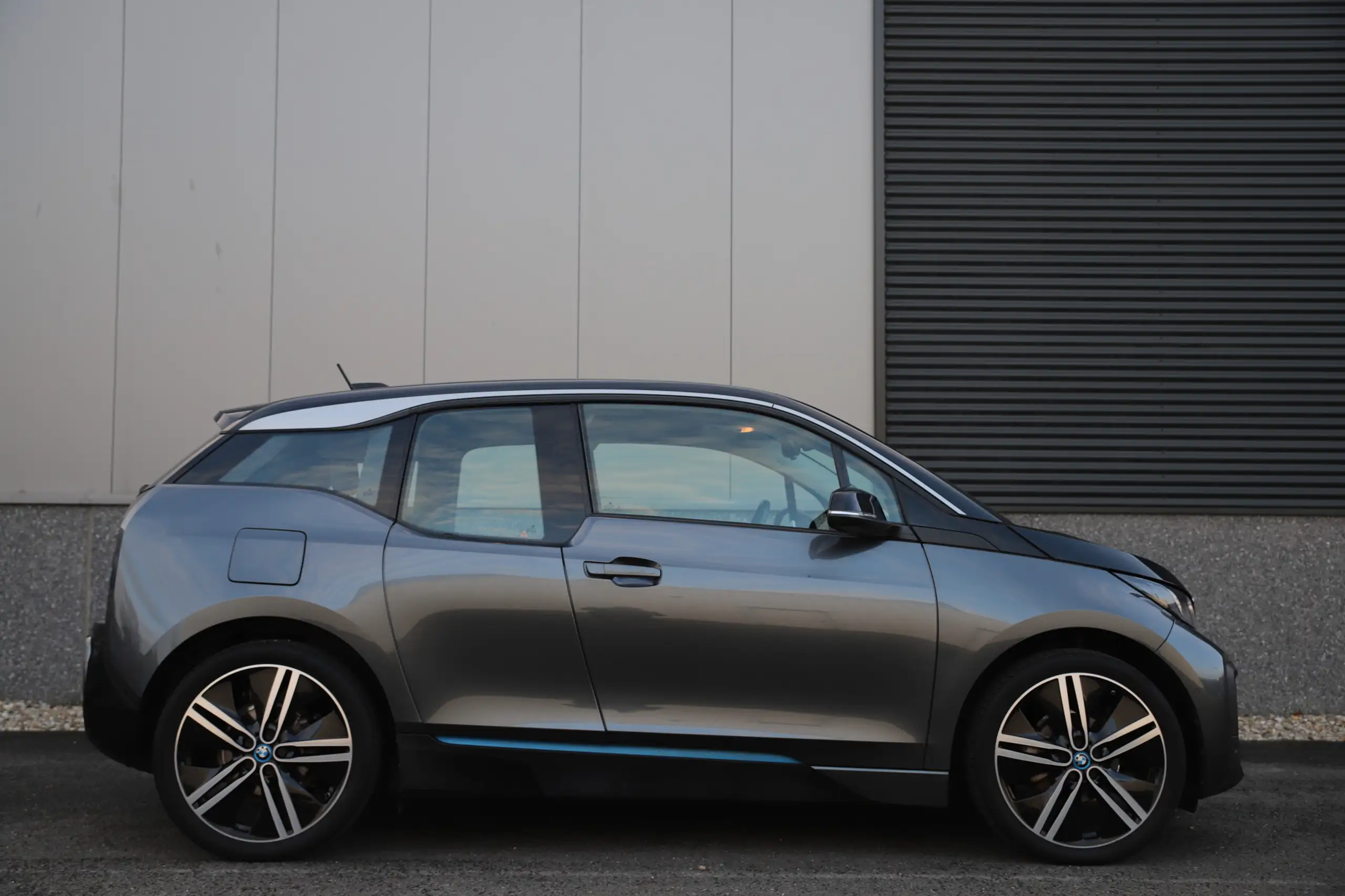 BMW - i3