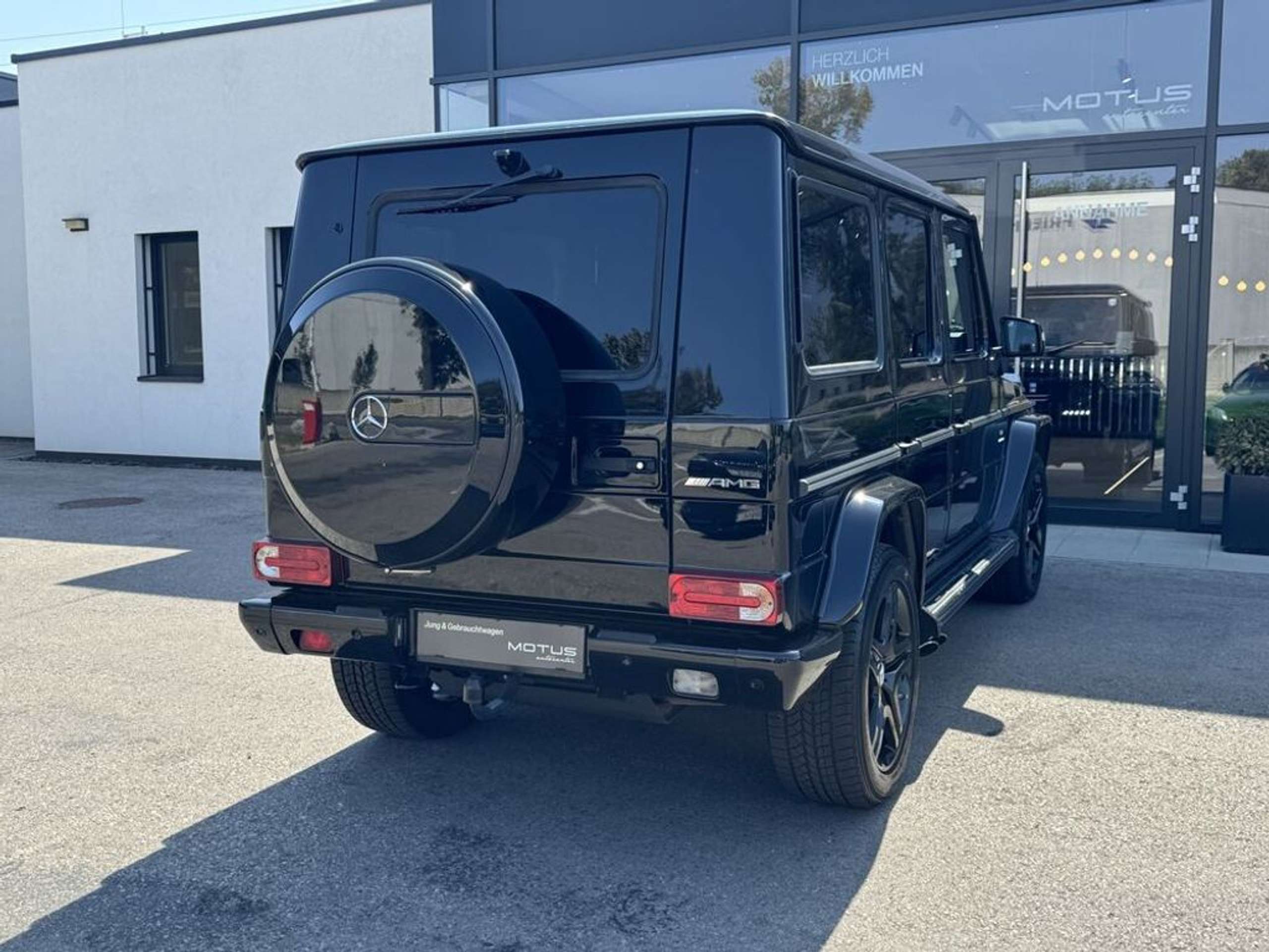 Mercedes-Benz - G 63 AMG