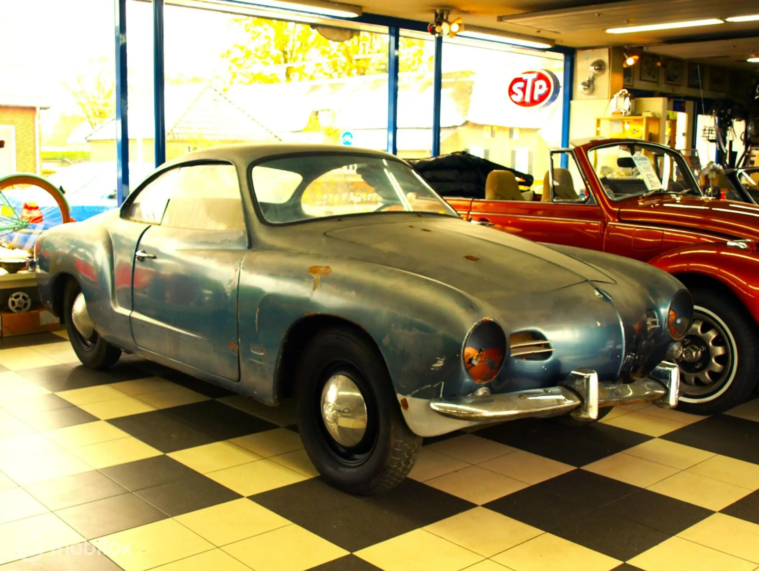 Volkswagen - Karmann Ghia