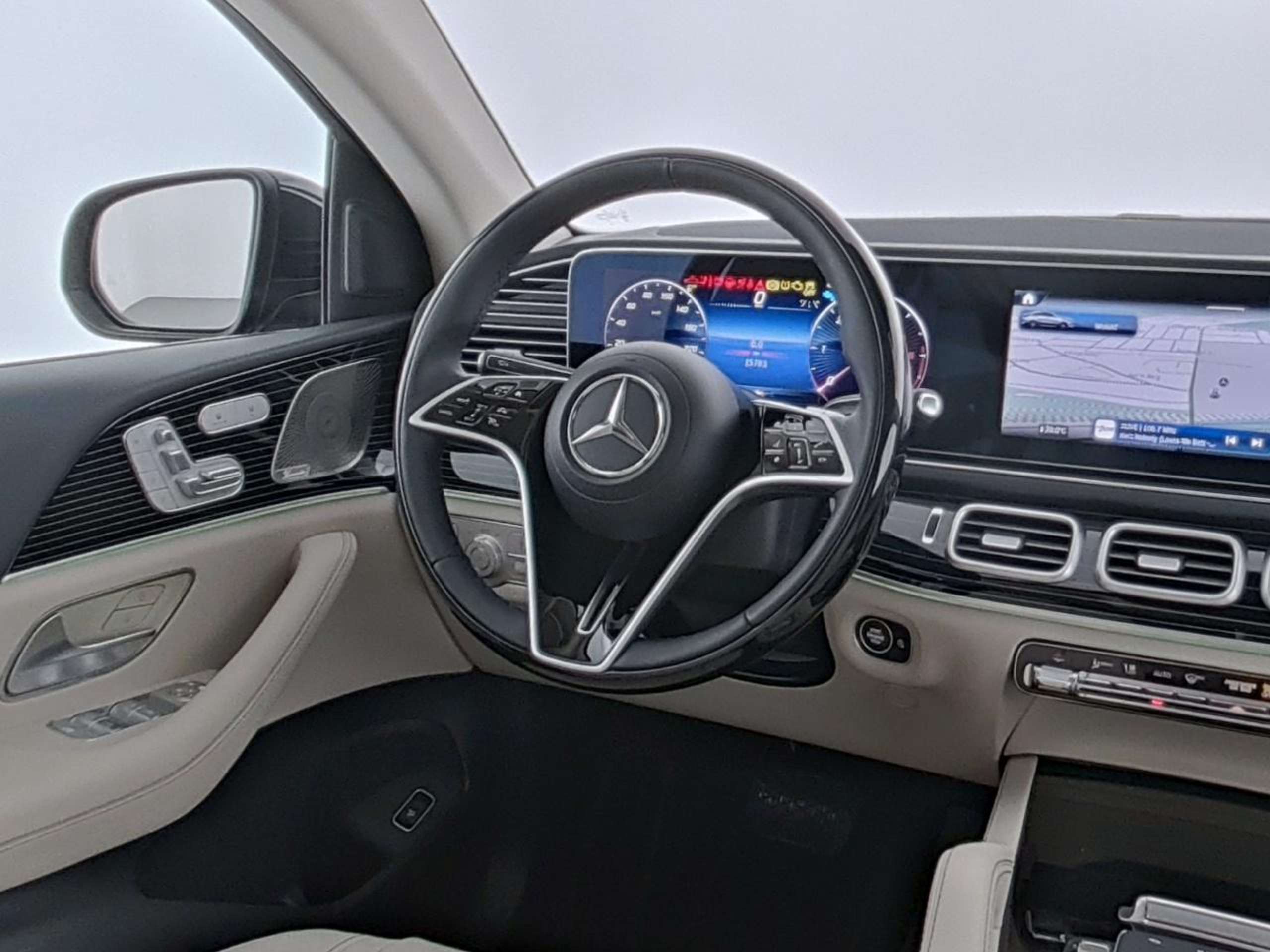 Mercedes-Benz - GLE 300