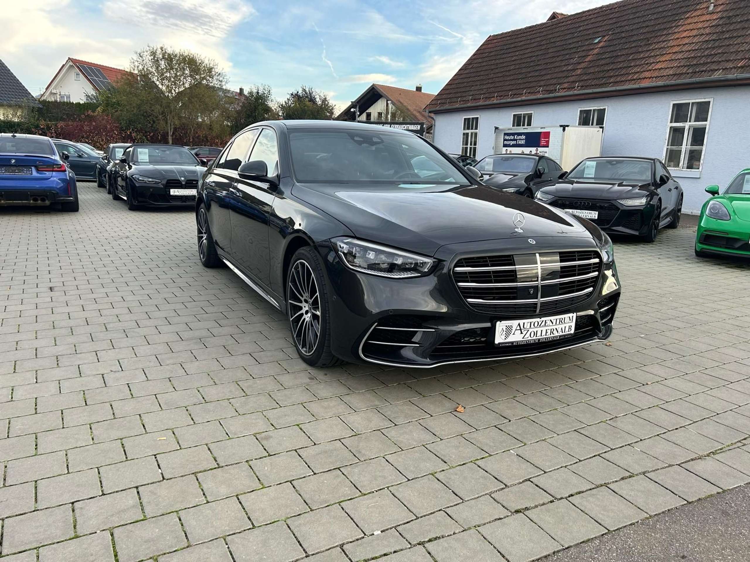 Mercedes-Benz - S 400