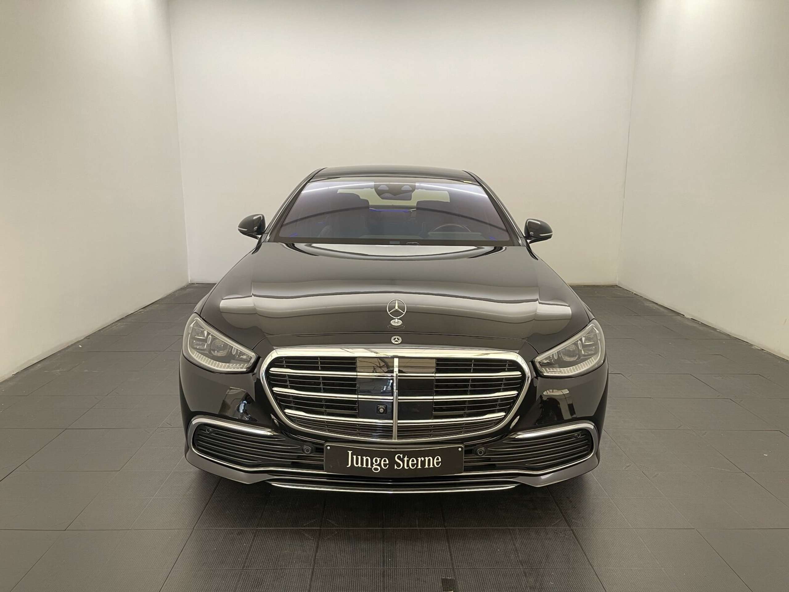 Mercedes-Benz - S 580