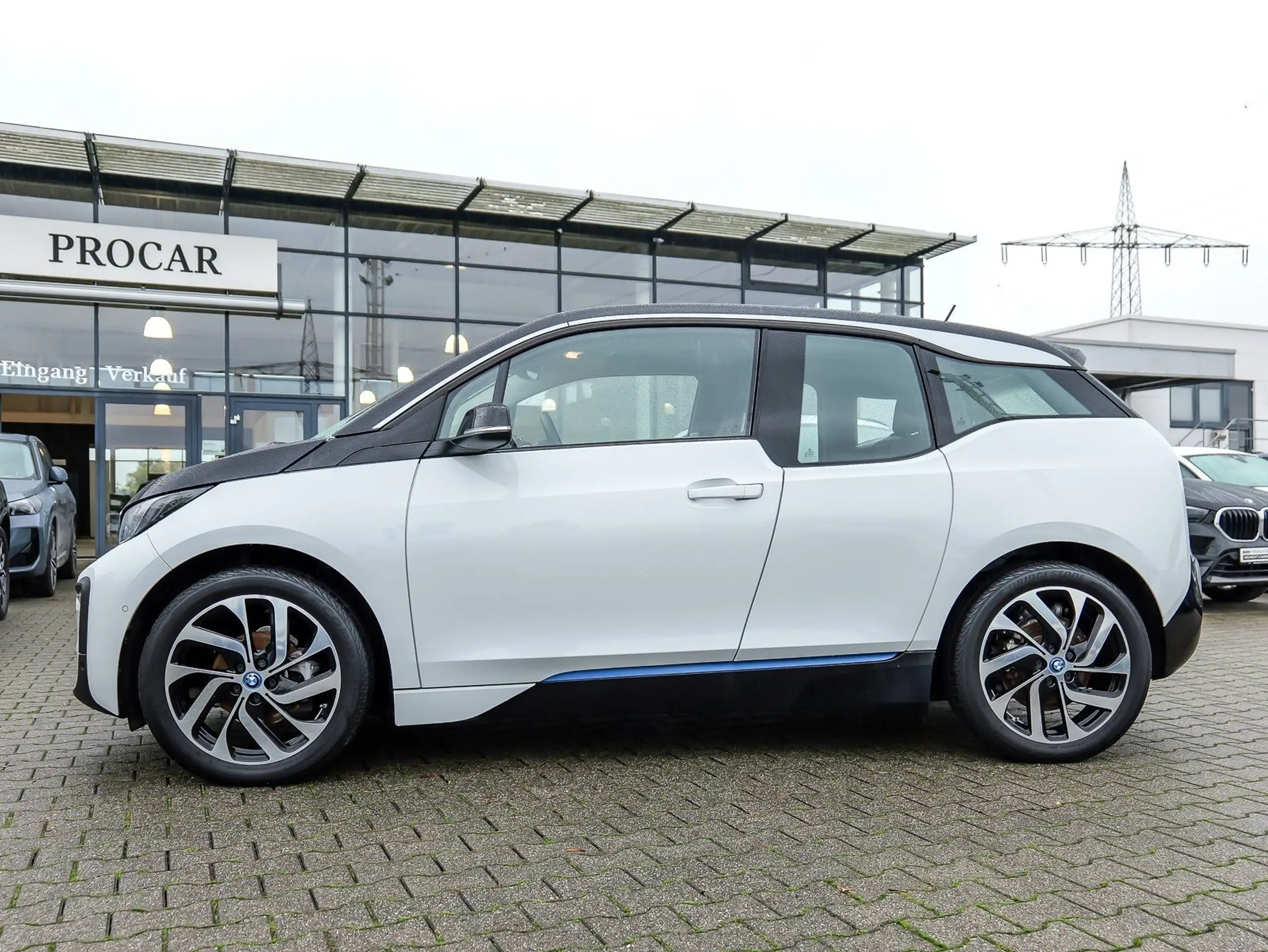 BMW - i3