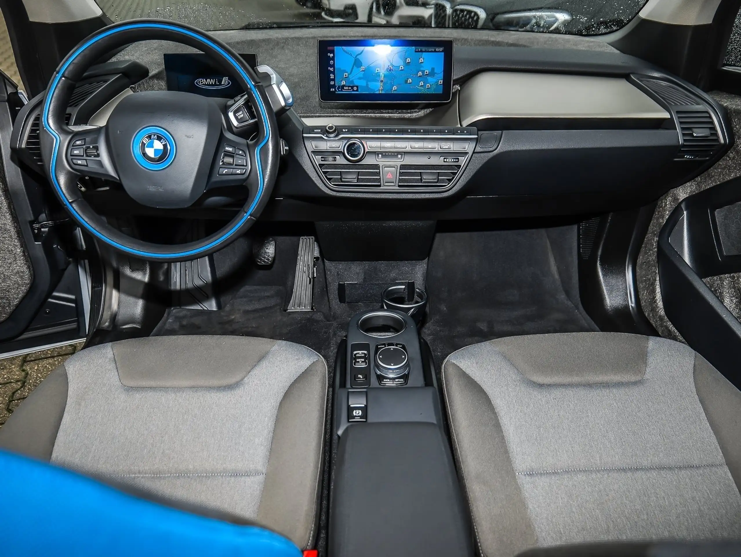 BMW - i3