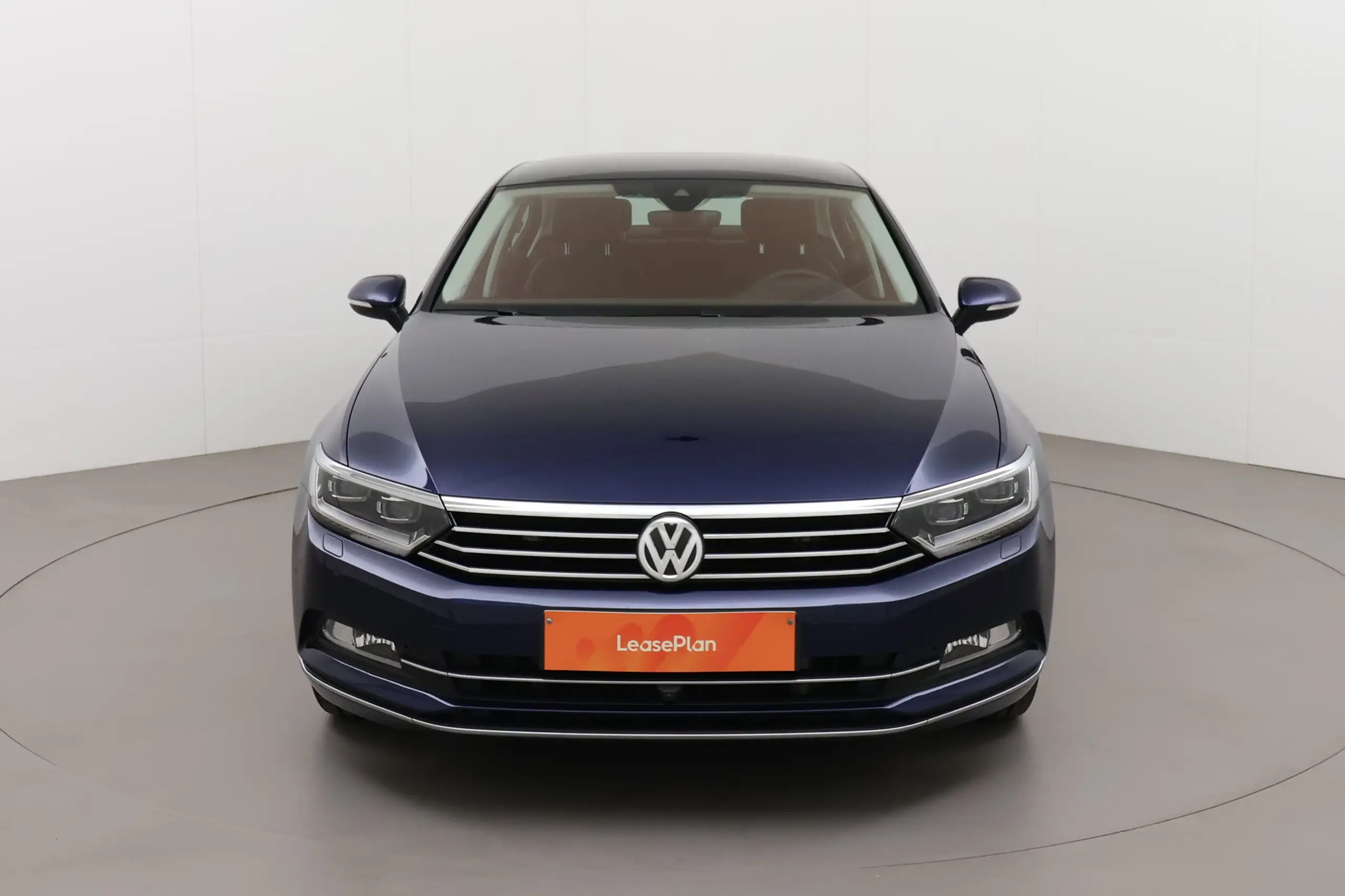 Volkswagen - Passat