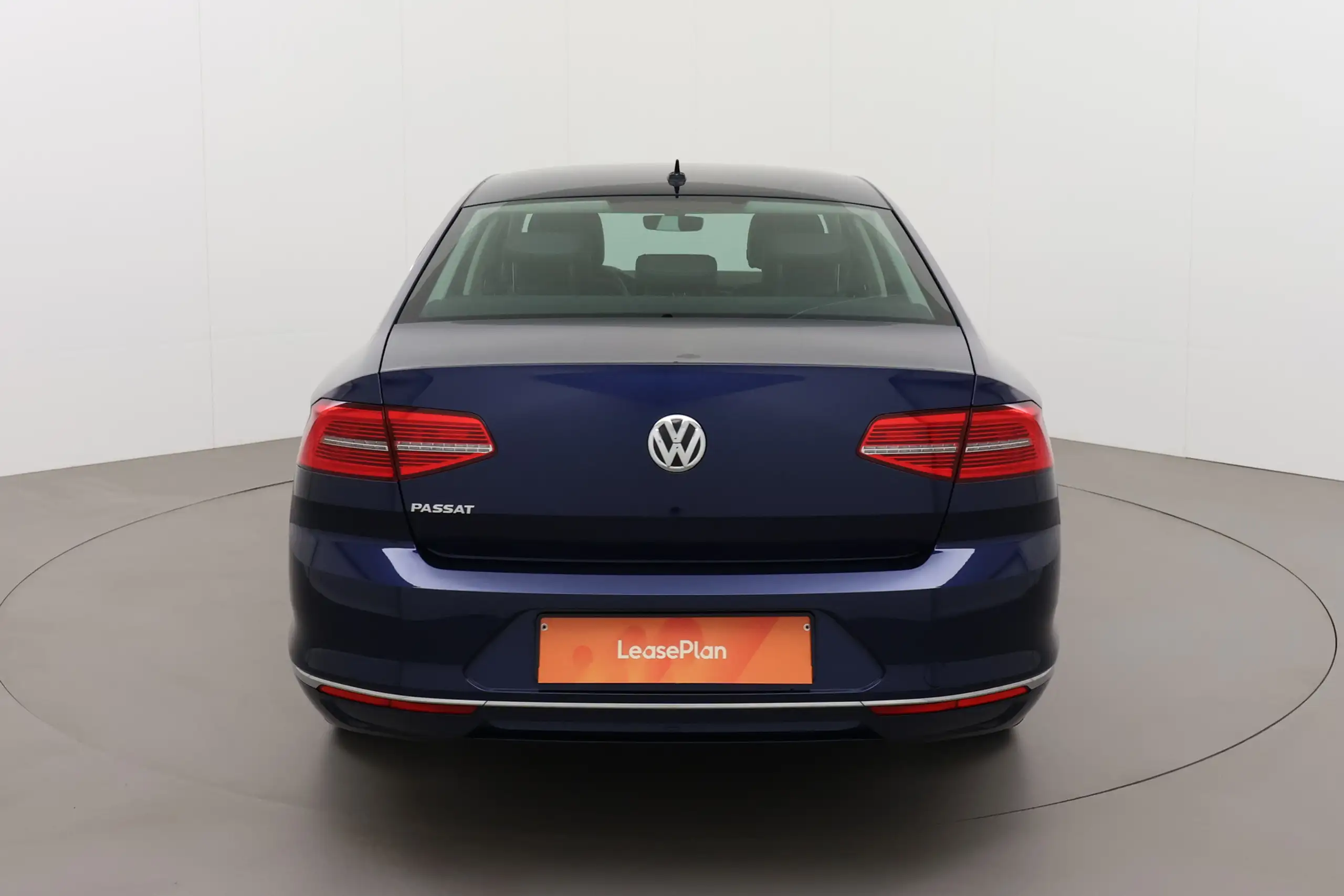 Volkswagen - Passat