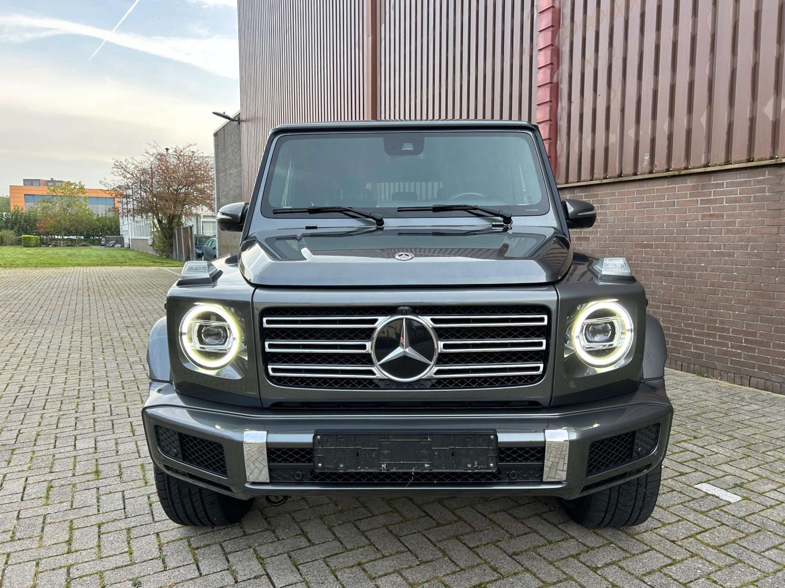 Mercedes-Benz - G 350