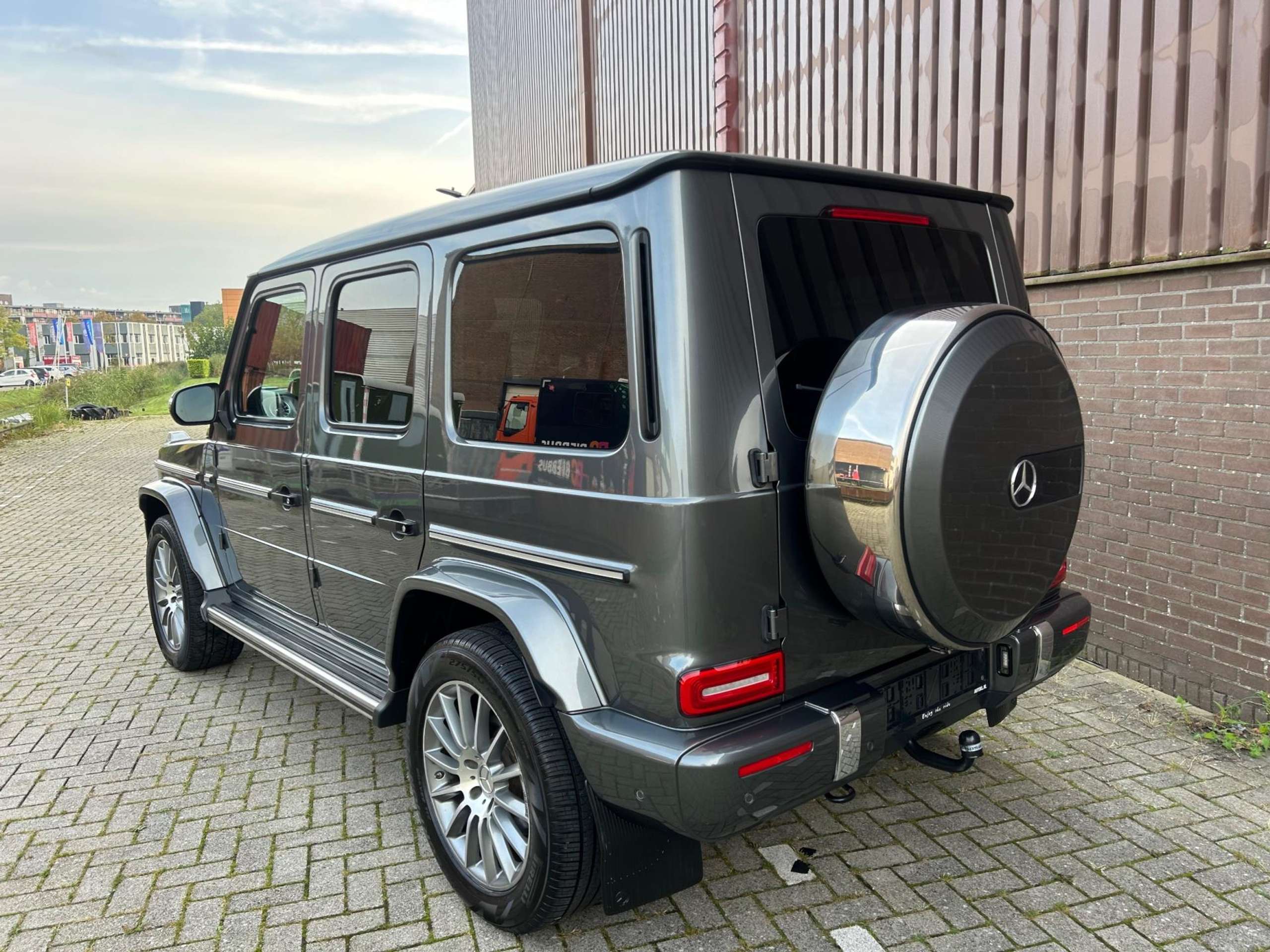 Mercedes-Benz - G 350