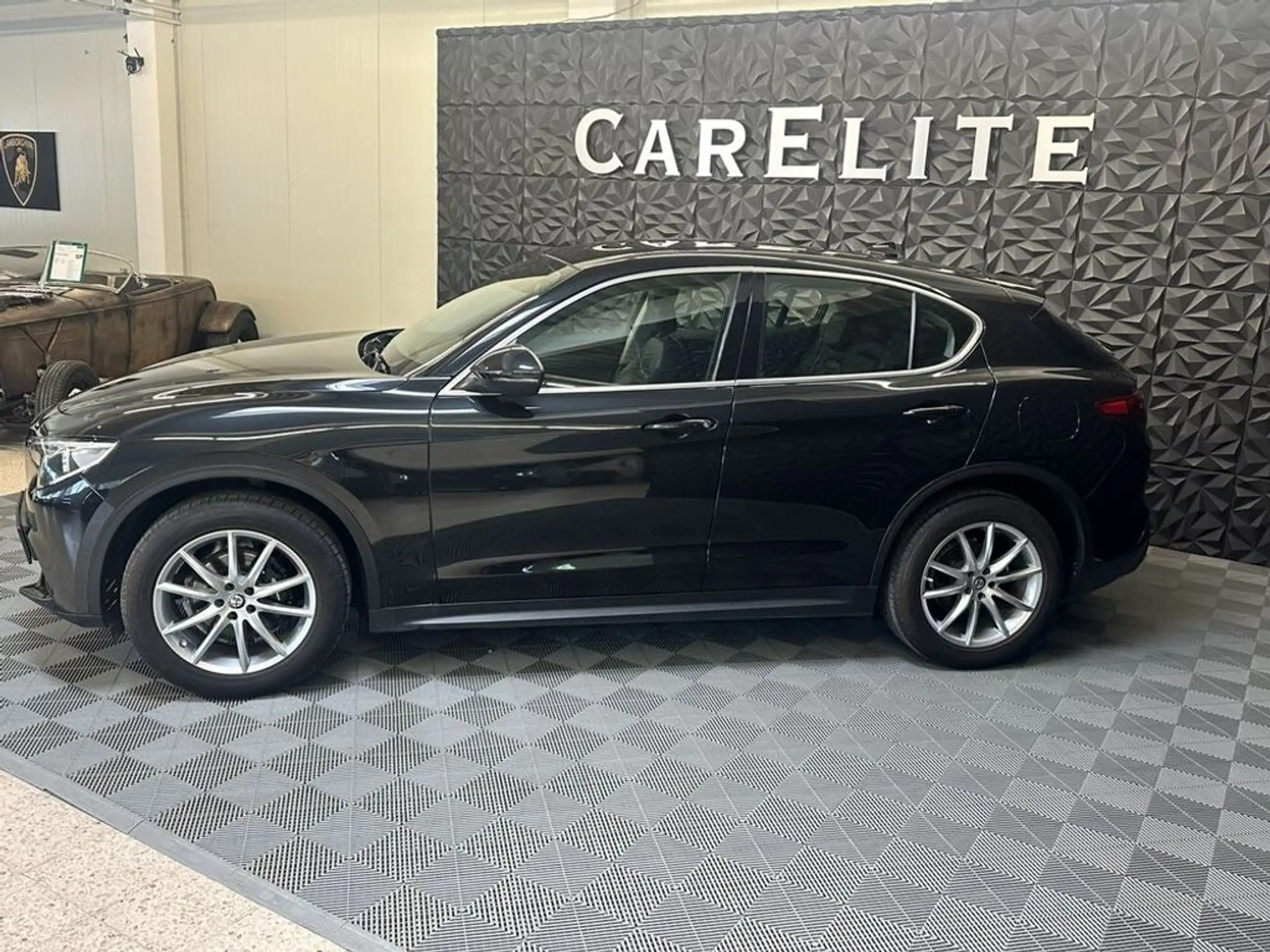 Alfa Romeo - Stelvio