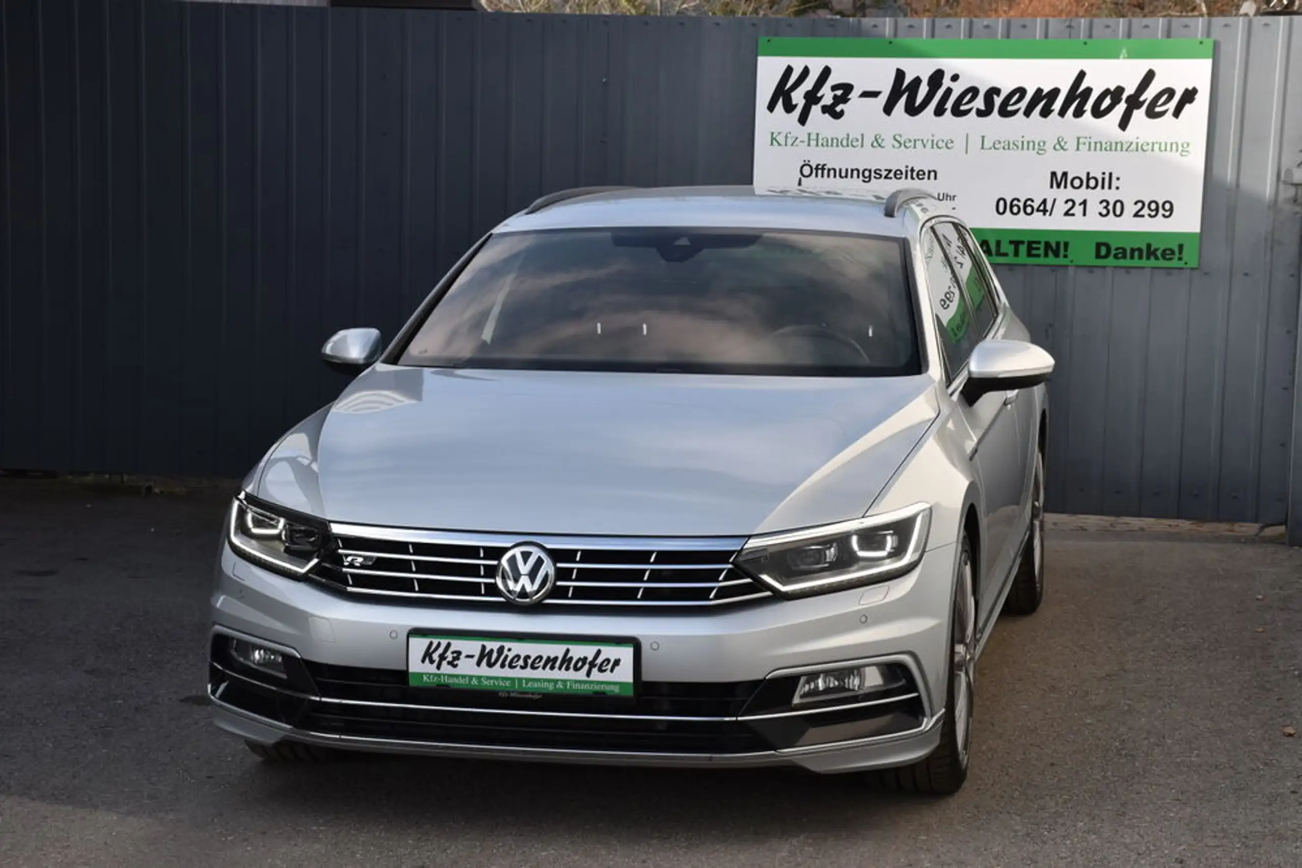 Volkswagen - Passat Variant