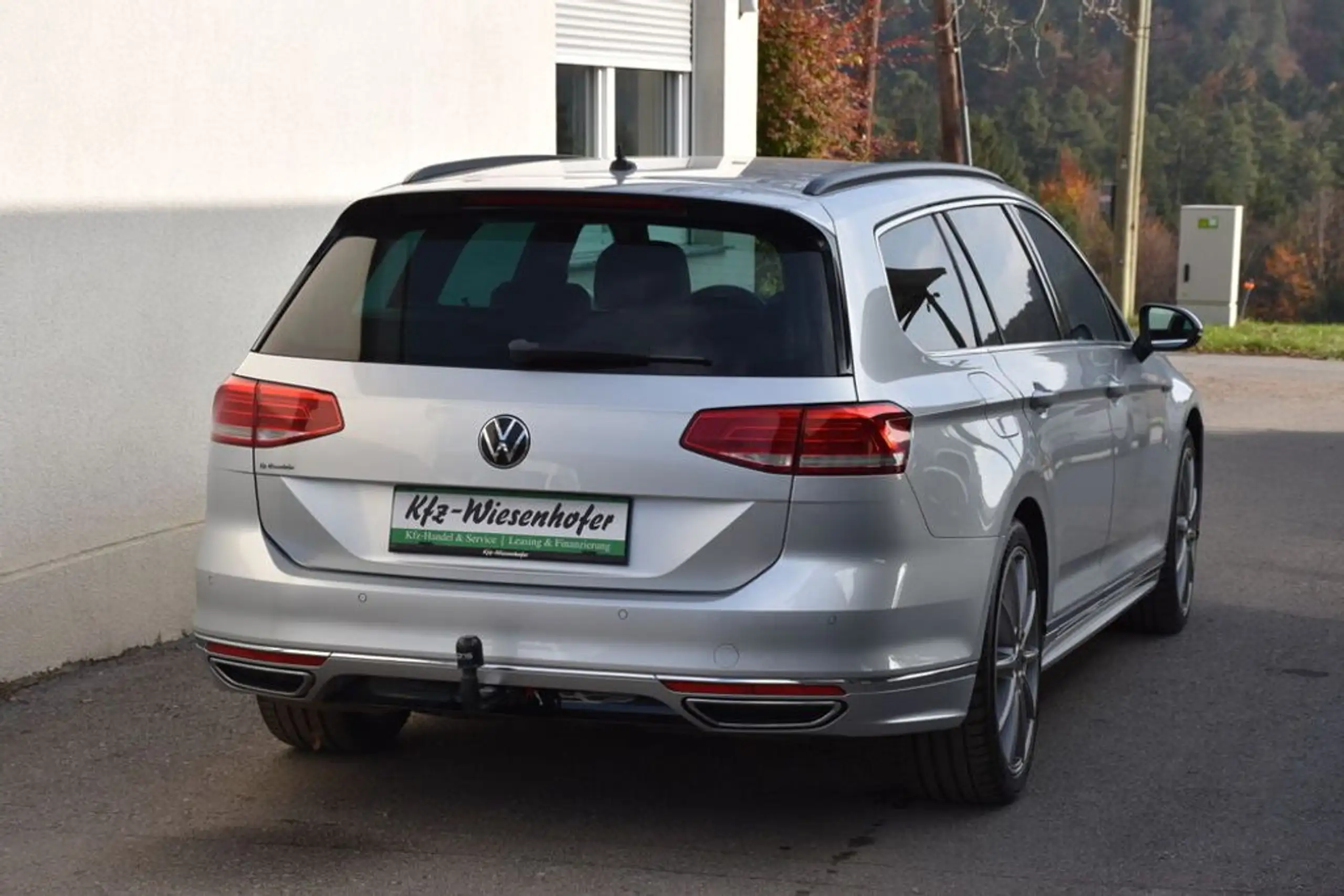 Volkswagen - Passat Variant