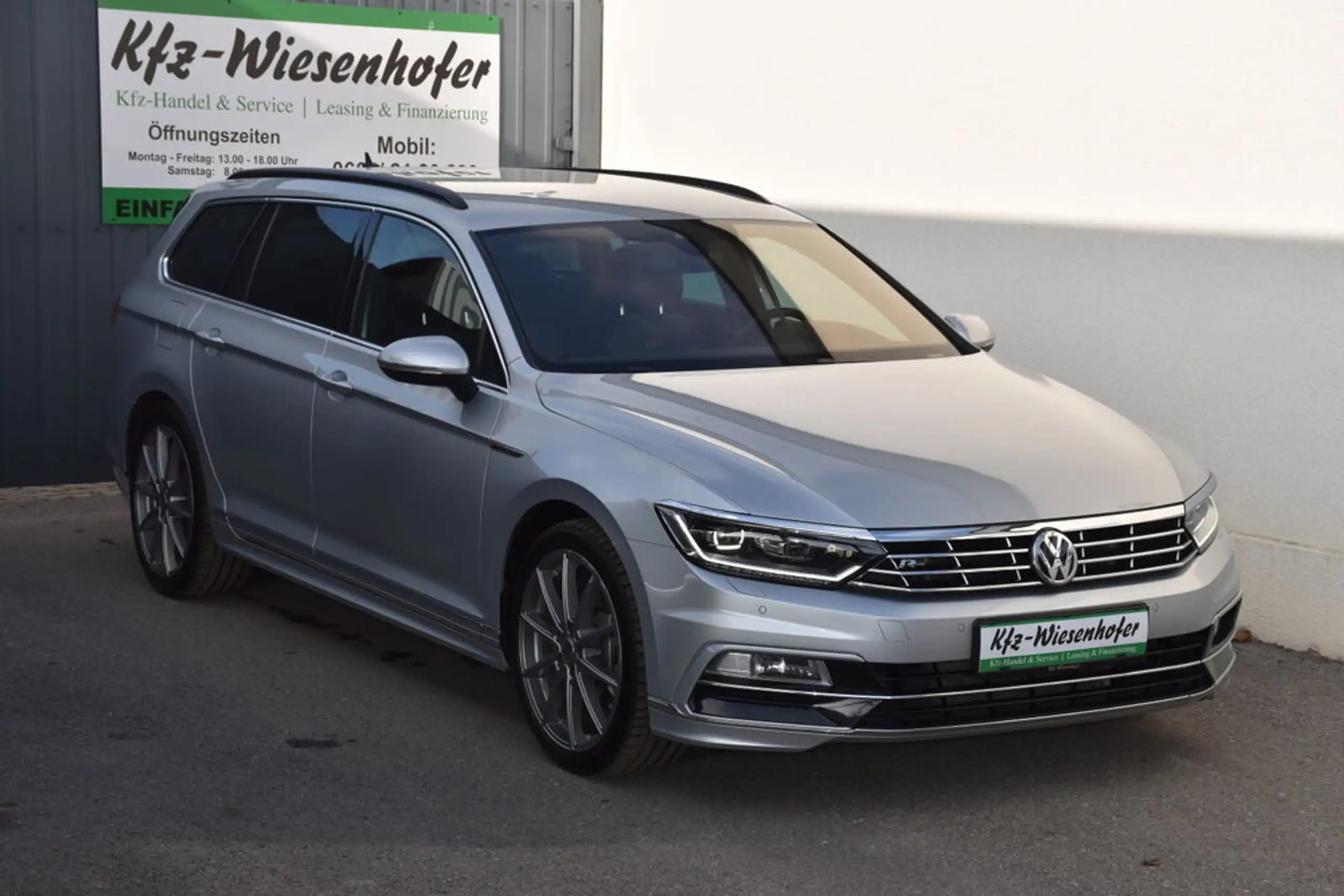 Volkswagen - Passat Variant