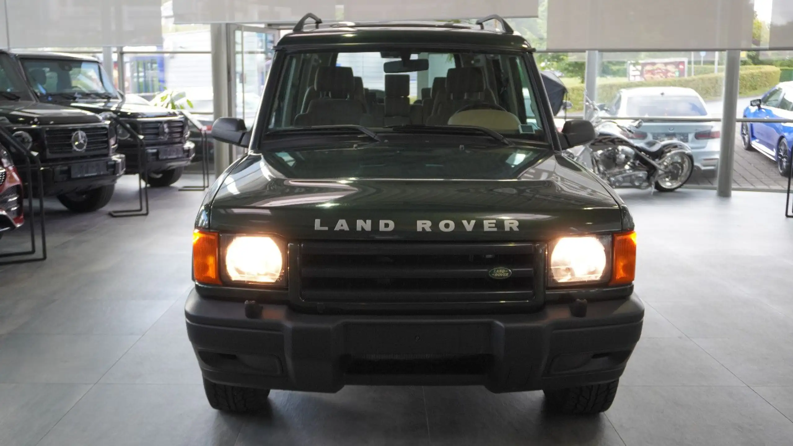 Land Rover - Discovery