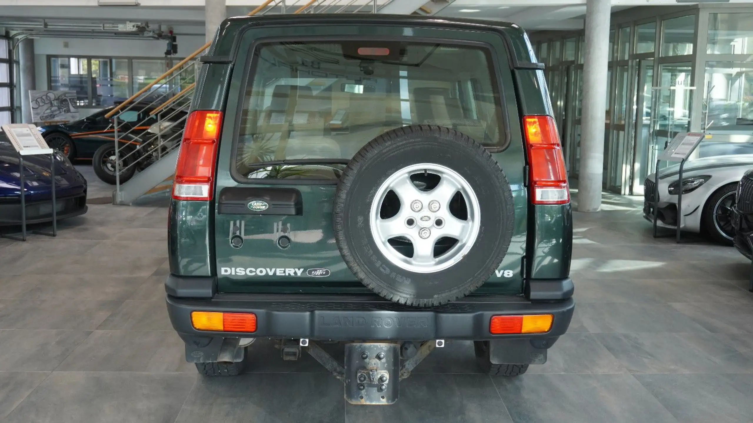 Land Rover - Discovery