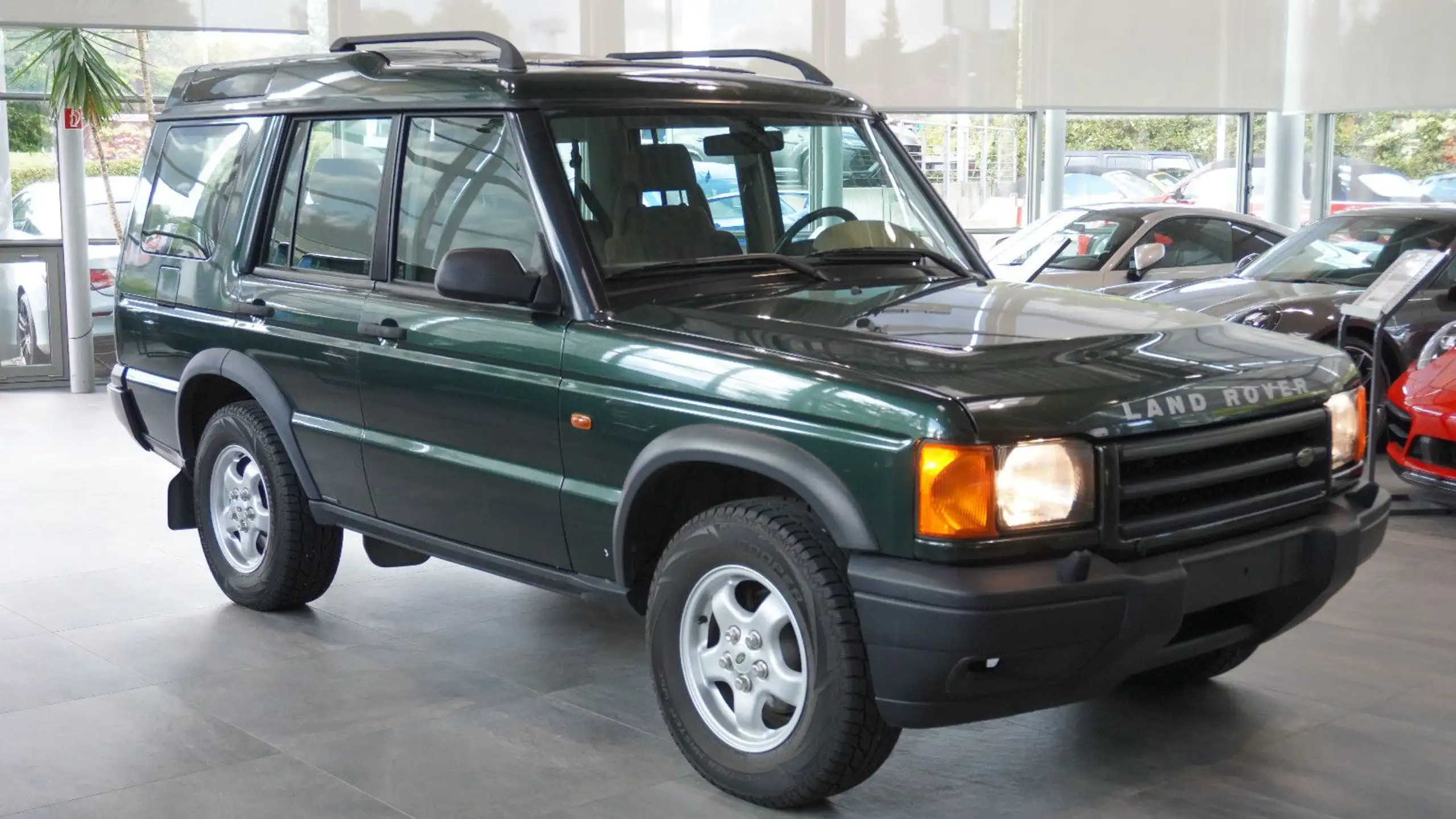 Land Rover - Discovery