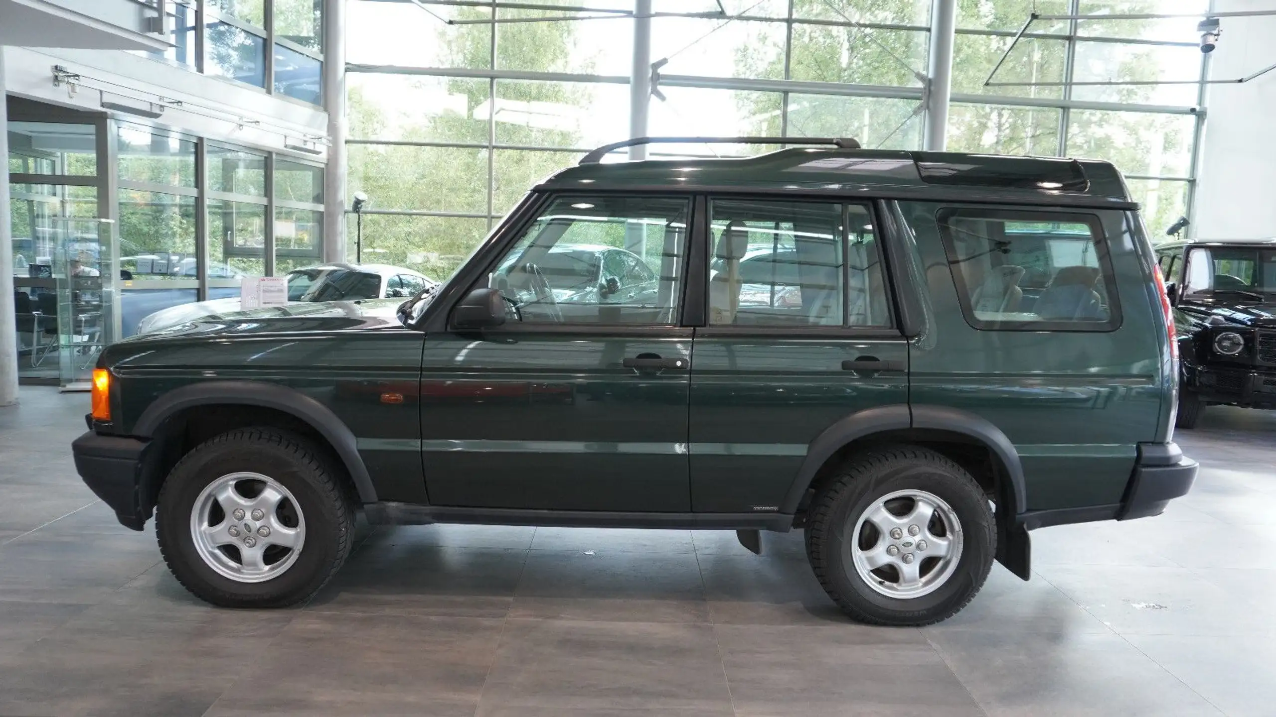 Land Rover - Discovery