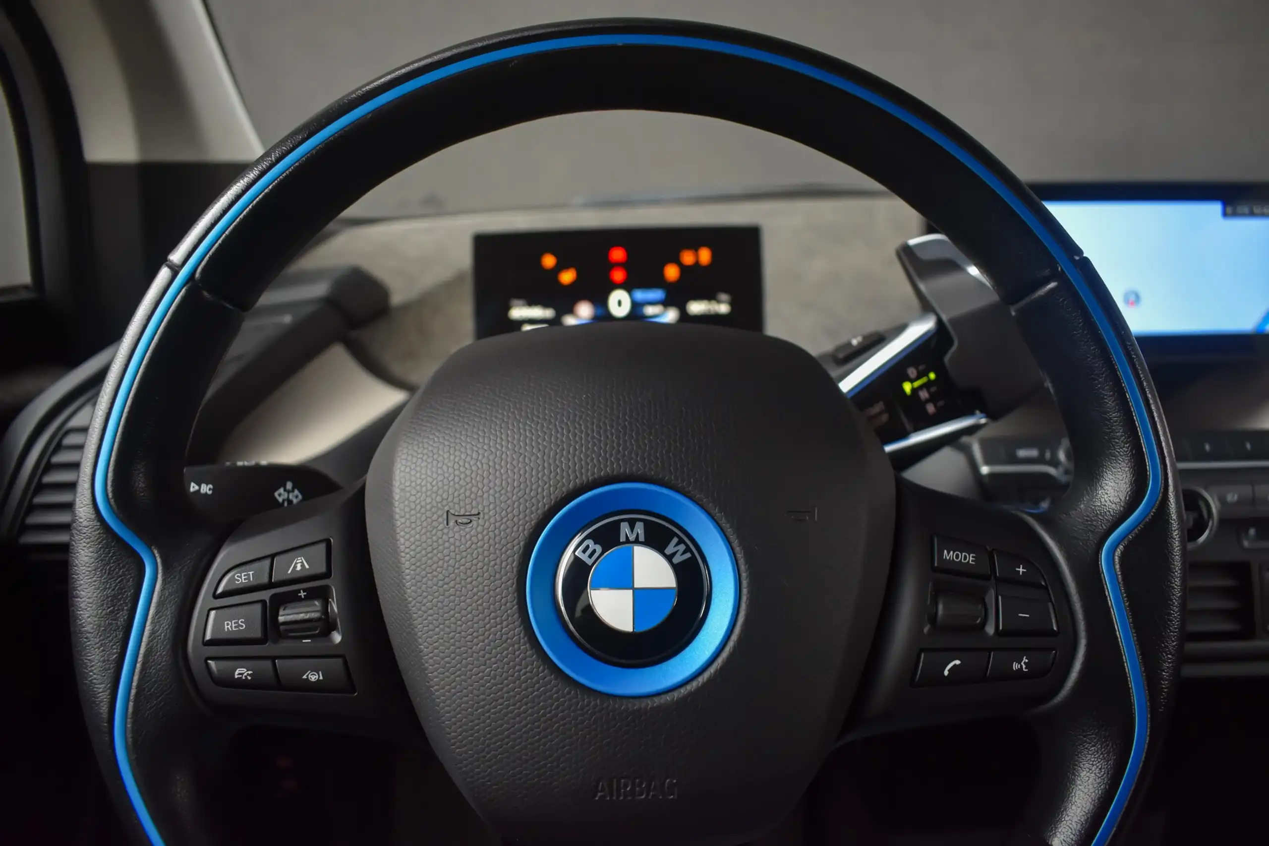 BMW - i3