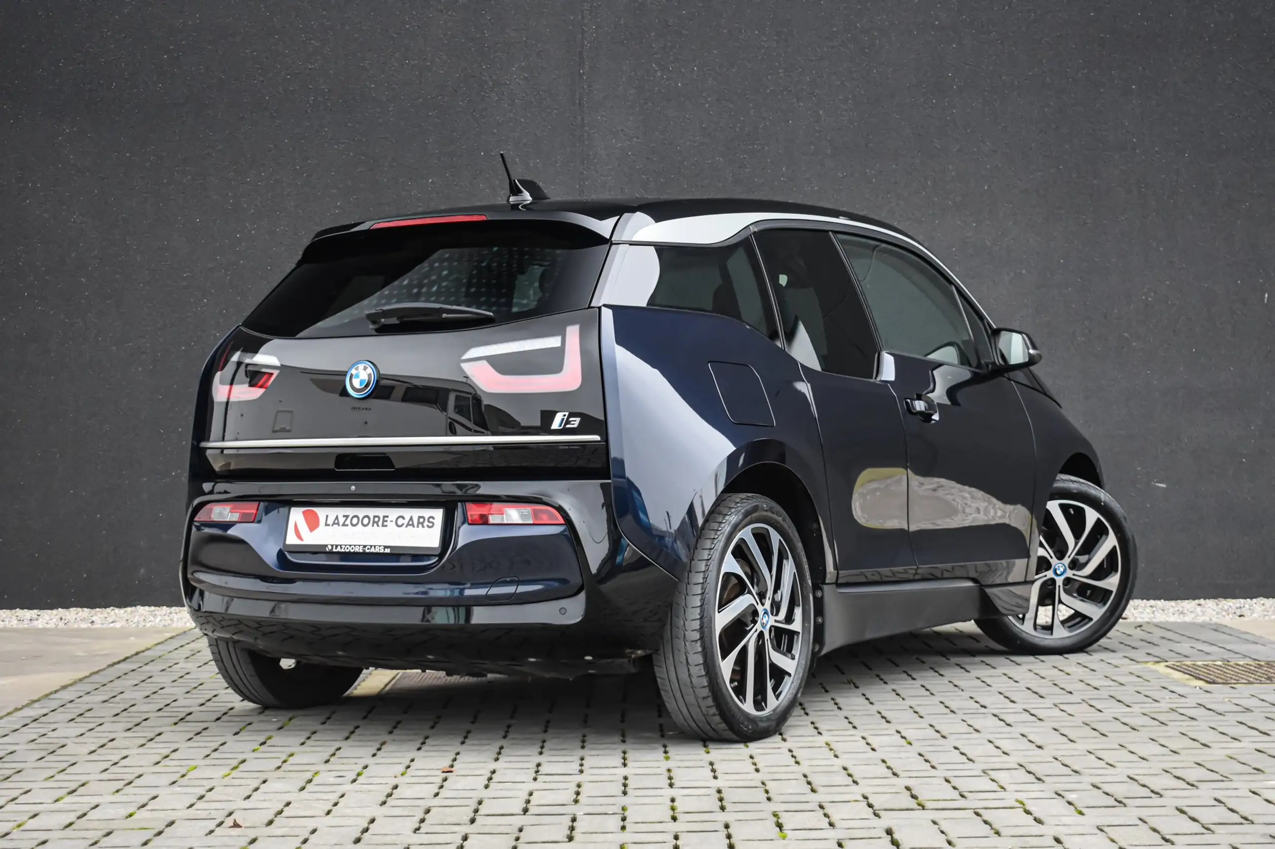 BMW - i3