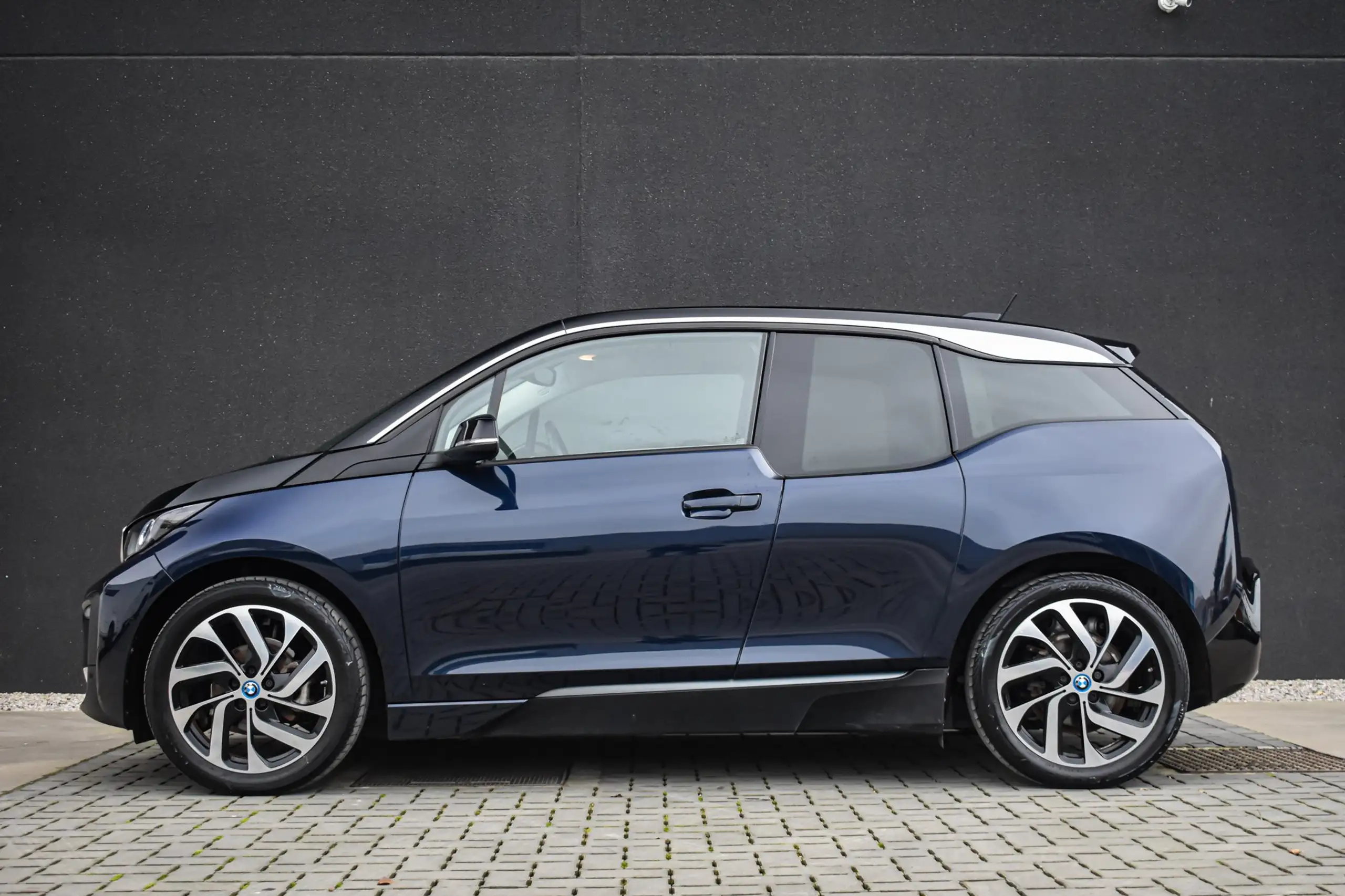 BMW - i3