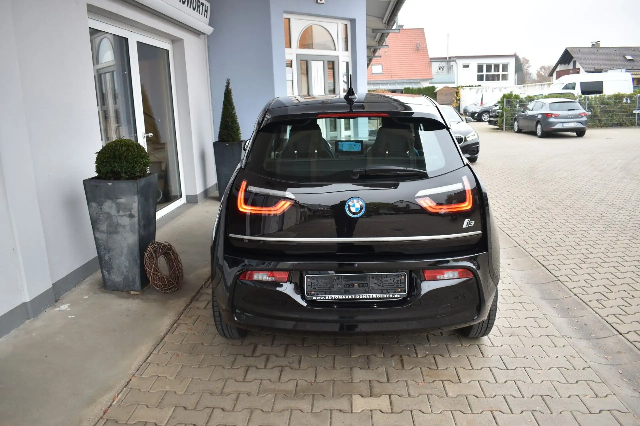 BMW - i3