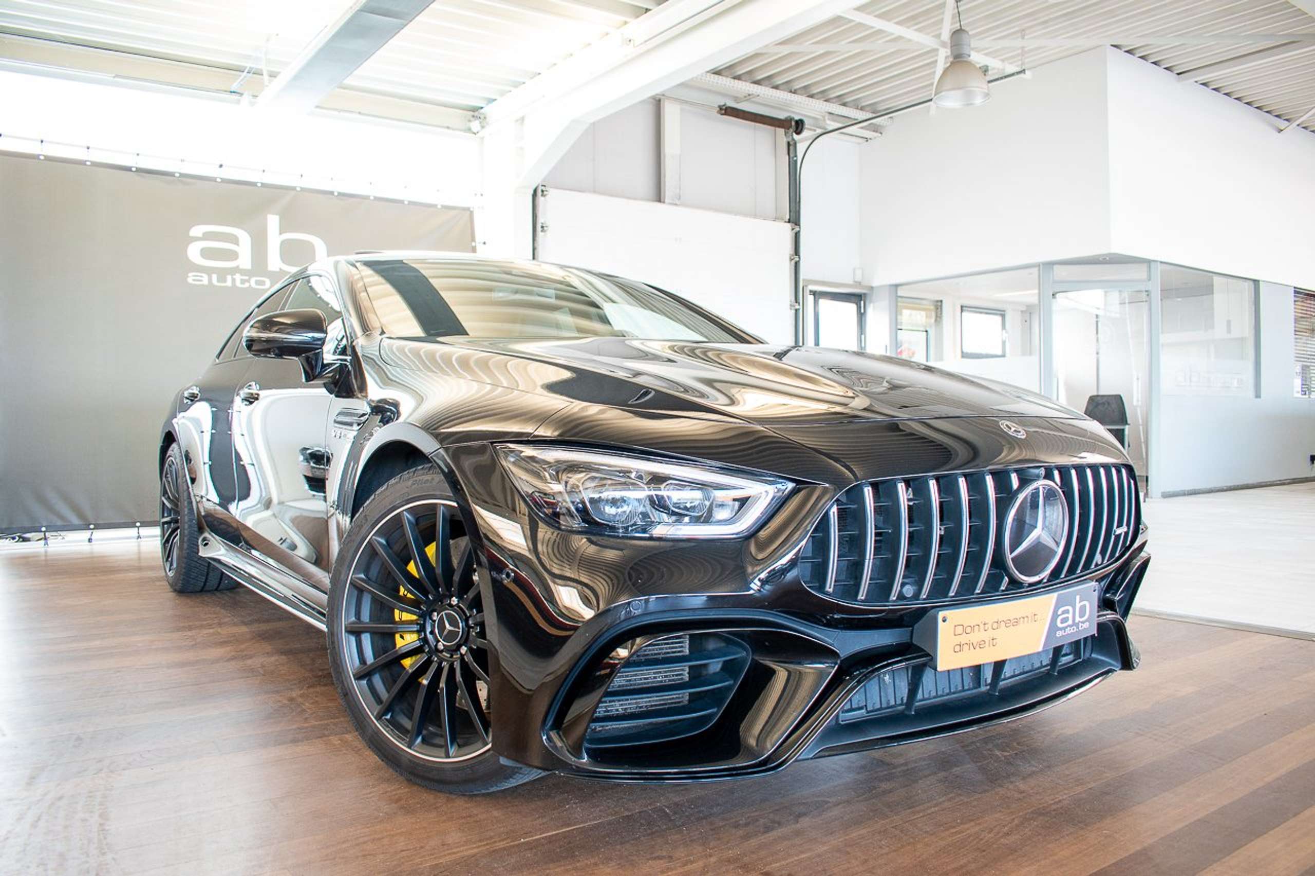 Mercedes-Benz - AMG GT