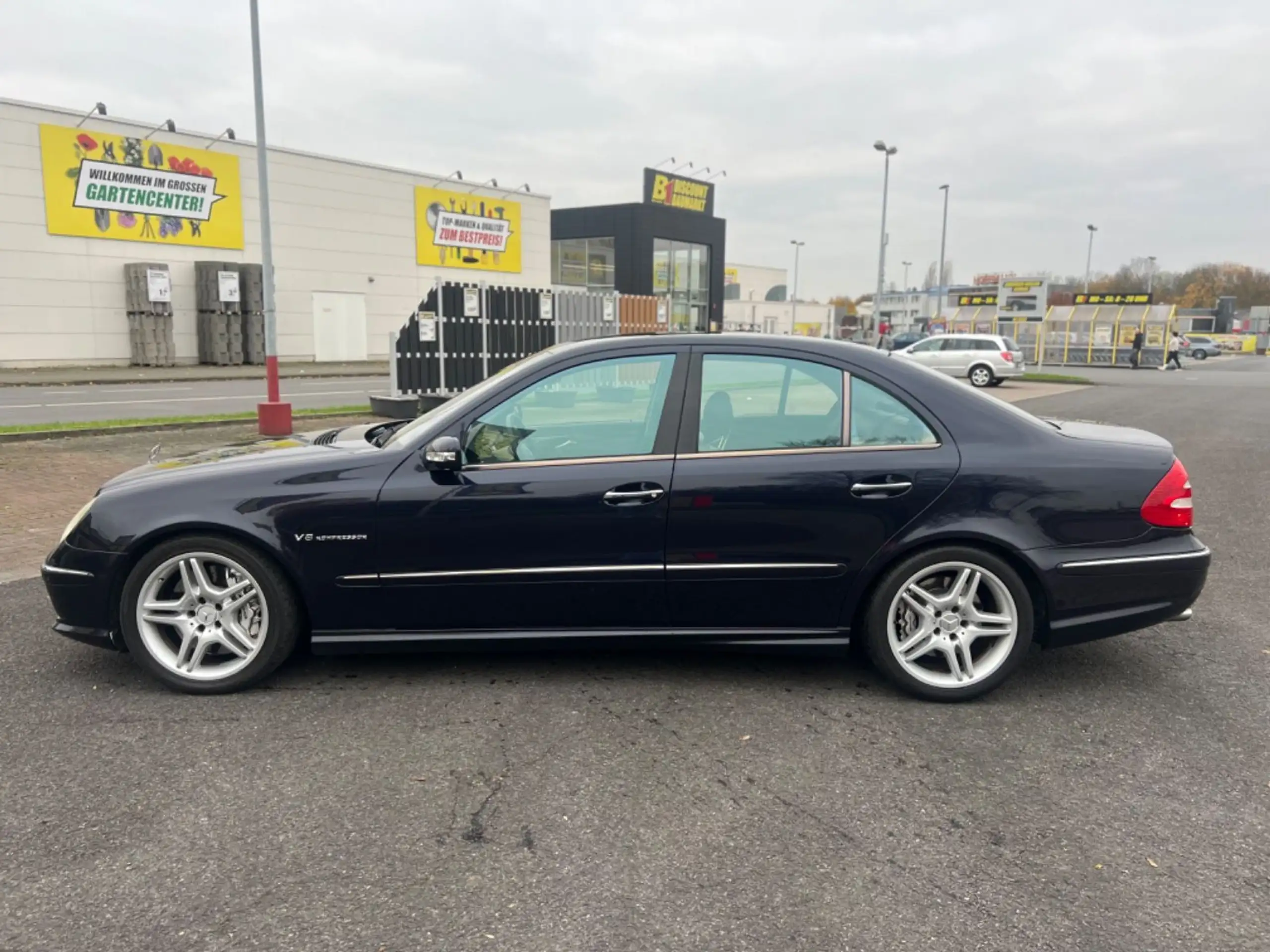 Mercedes-Benz - E 55 AMG