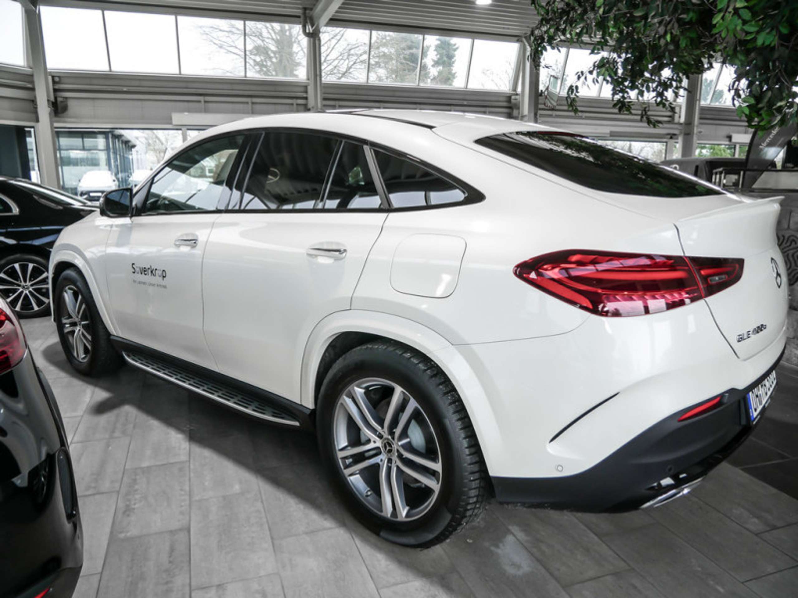 Mercedes-Benz - GLE 400