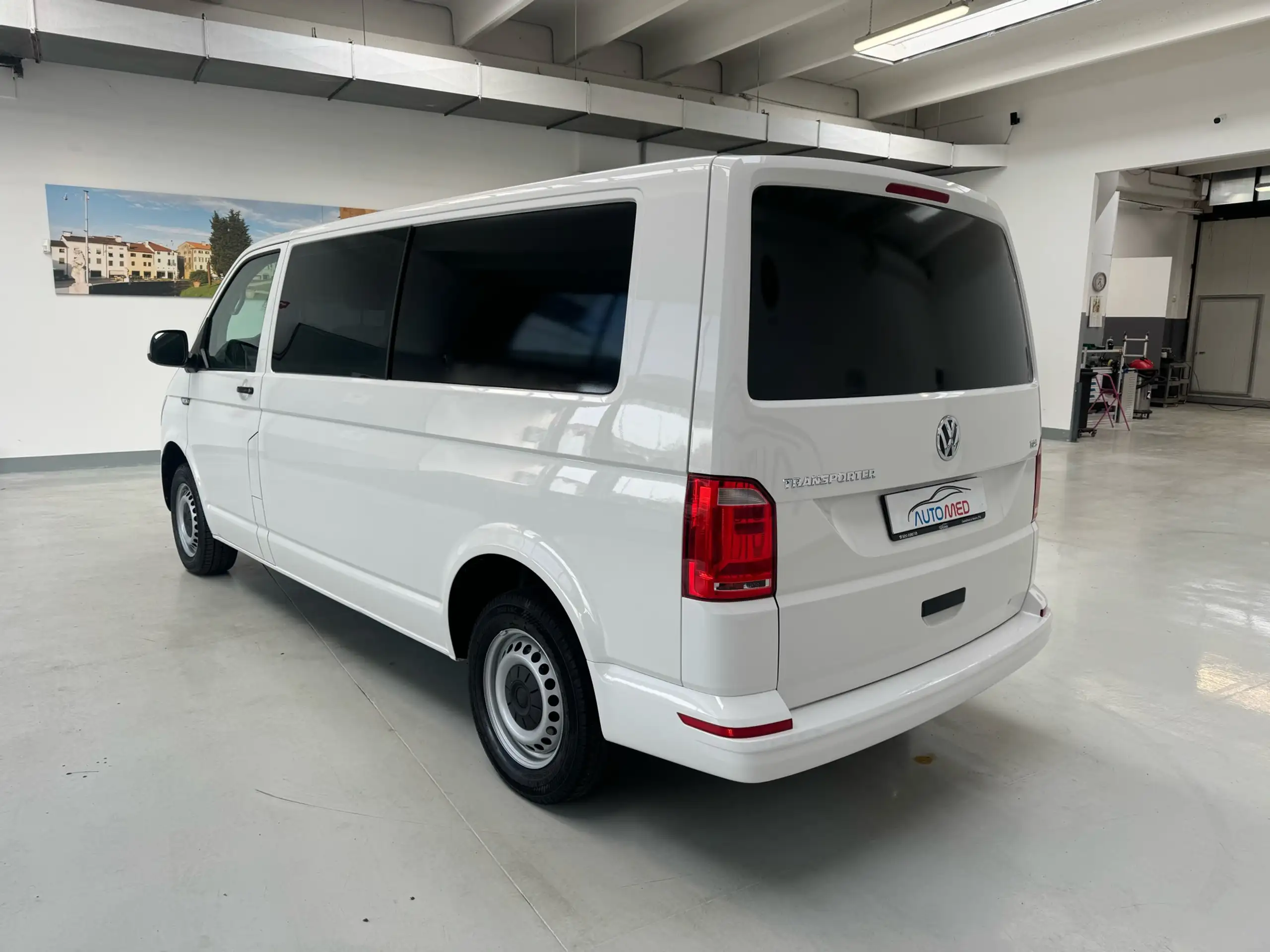 Volkswagen - Transporter