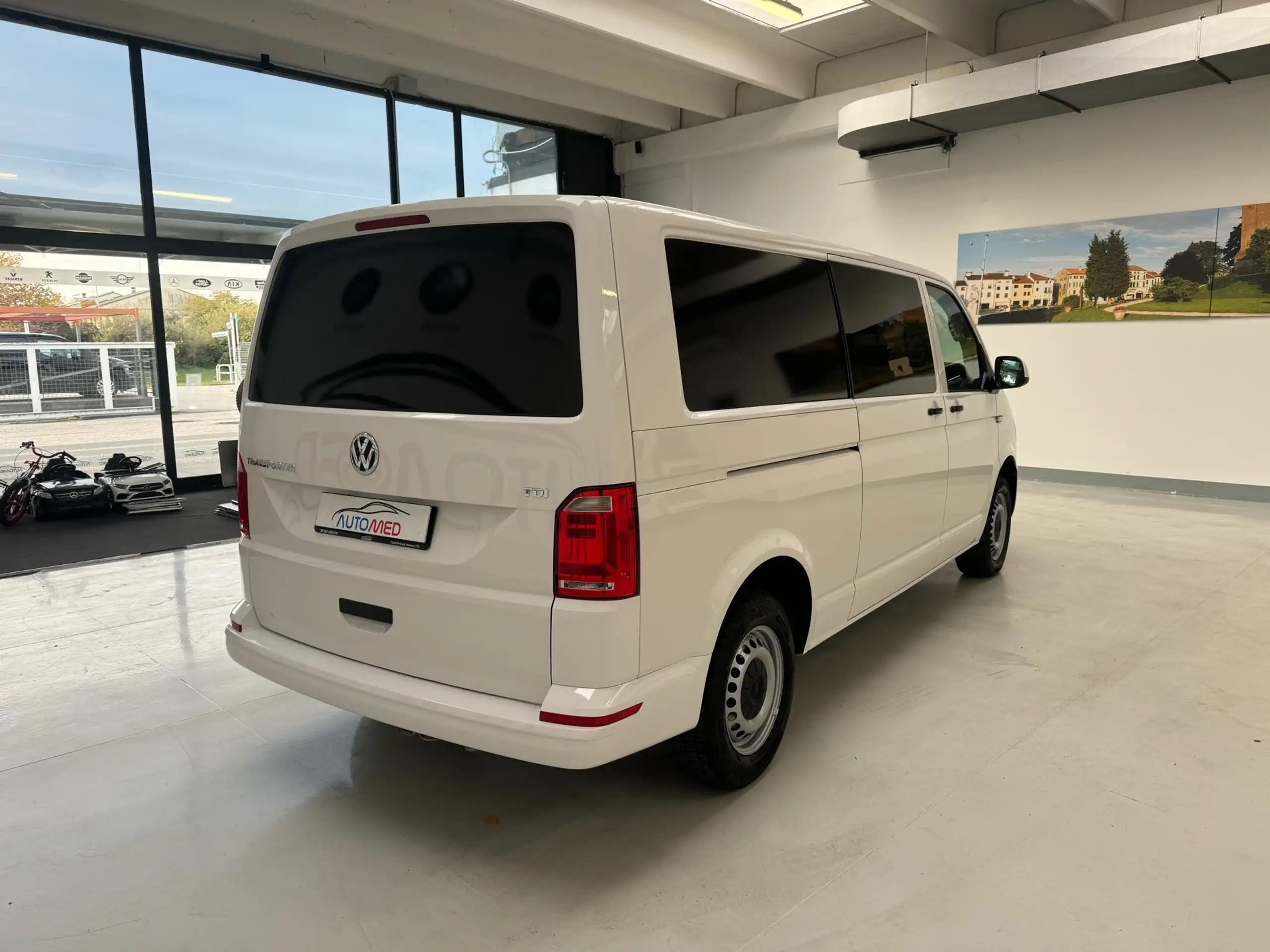 Volkswagen - Transporter