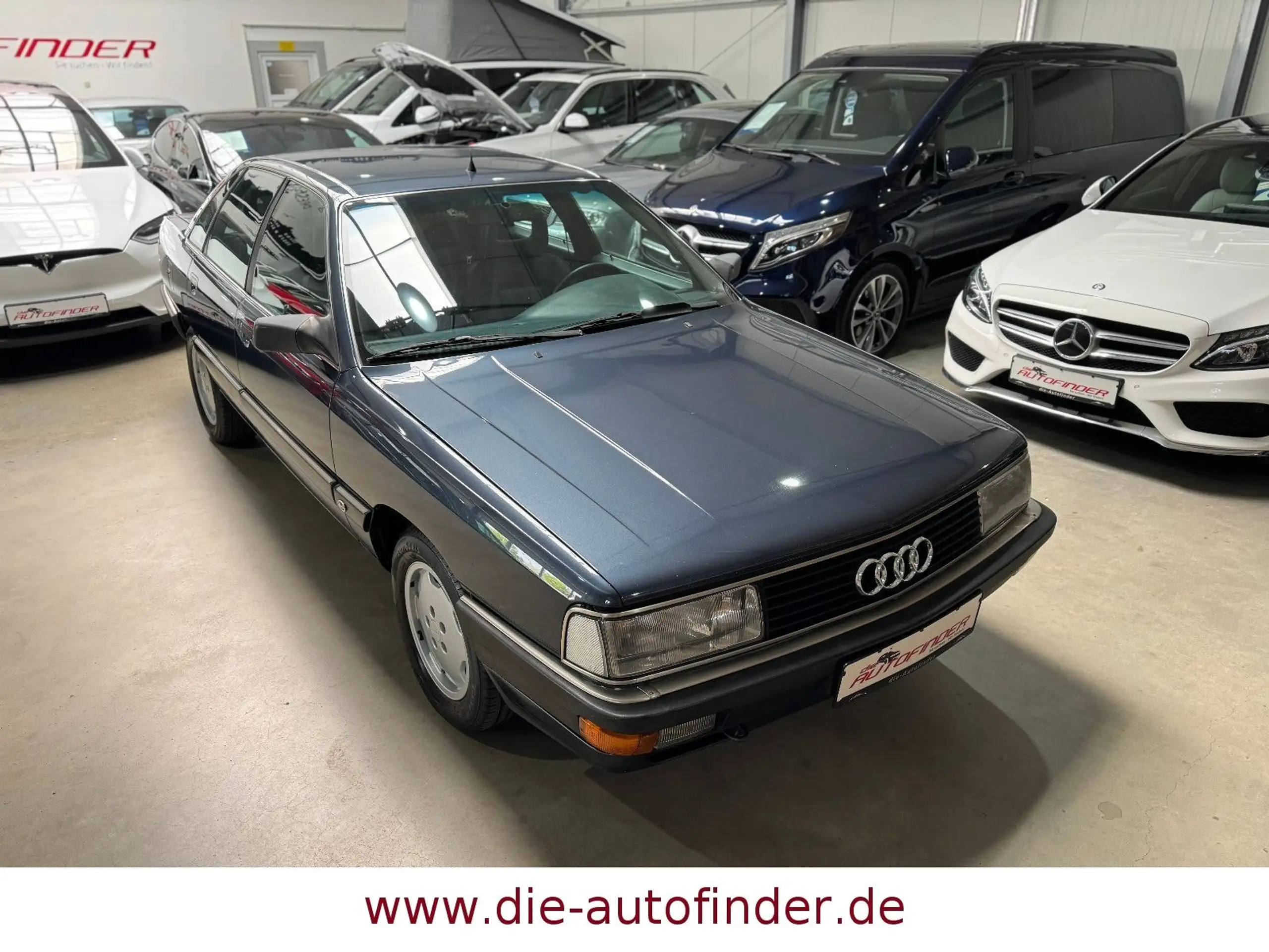 Audi - 200